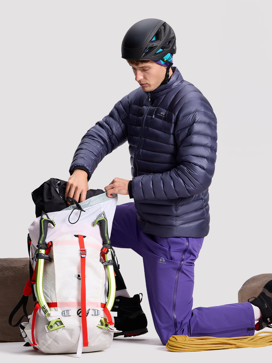 Unisex 850-Fill Water-Repellent Goose Down Jacket PIONEER CAMP