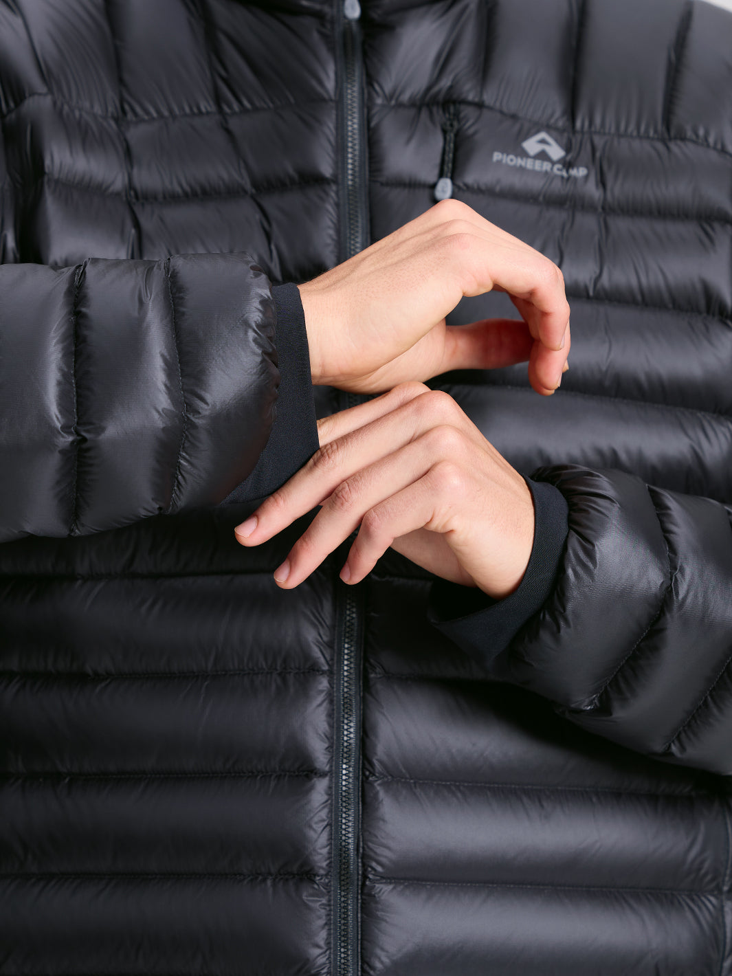 Unisex 850-Fill Water-Repellent Goose Down Jacket PIONEER CAMP