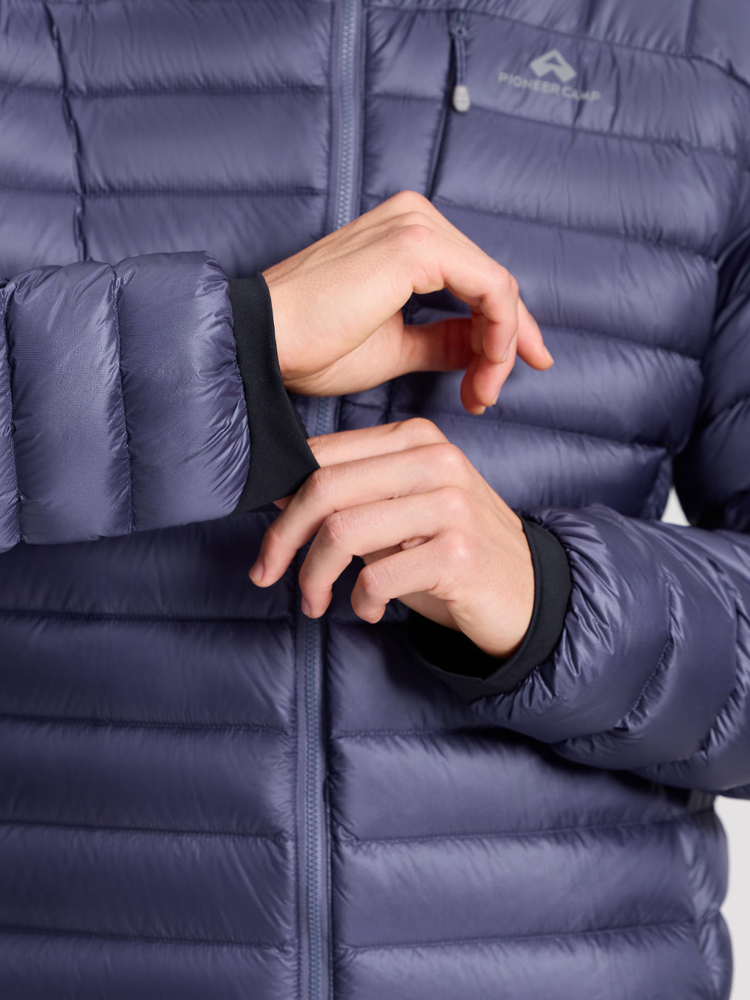 Unisex 850-Fill Water-Repellent Goose Down Jacket PIONEER CAMP
