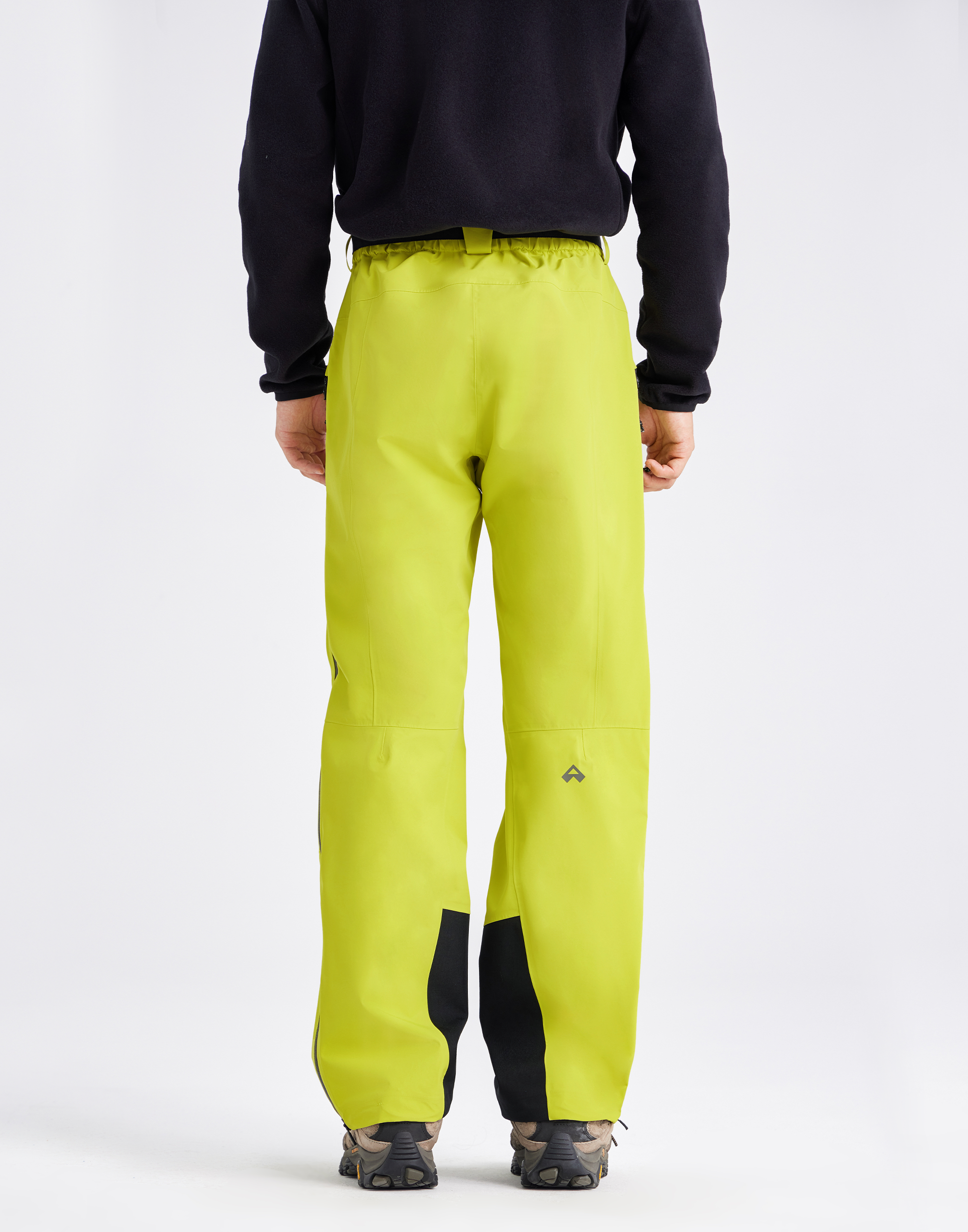 Pioneer Camp Falcon Tech Pants