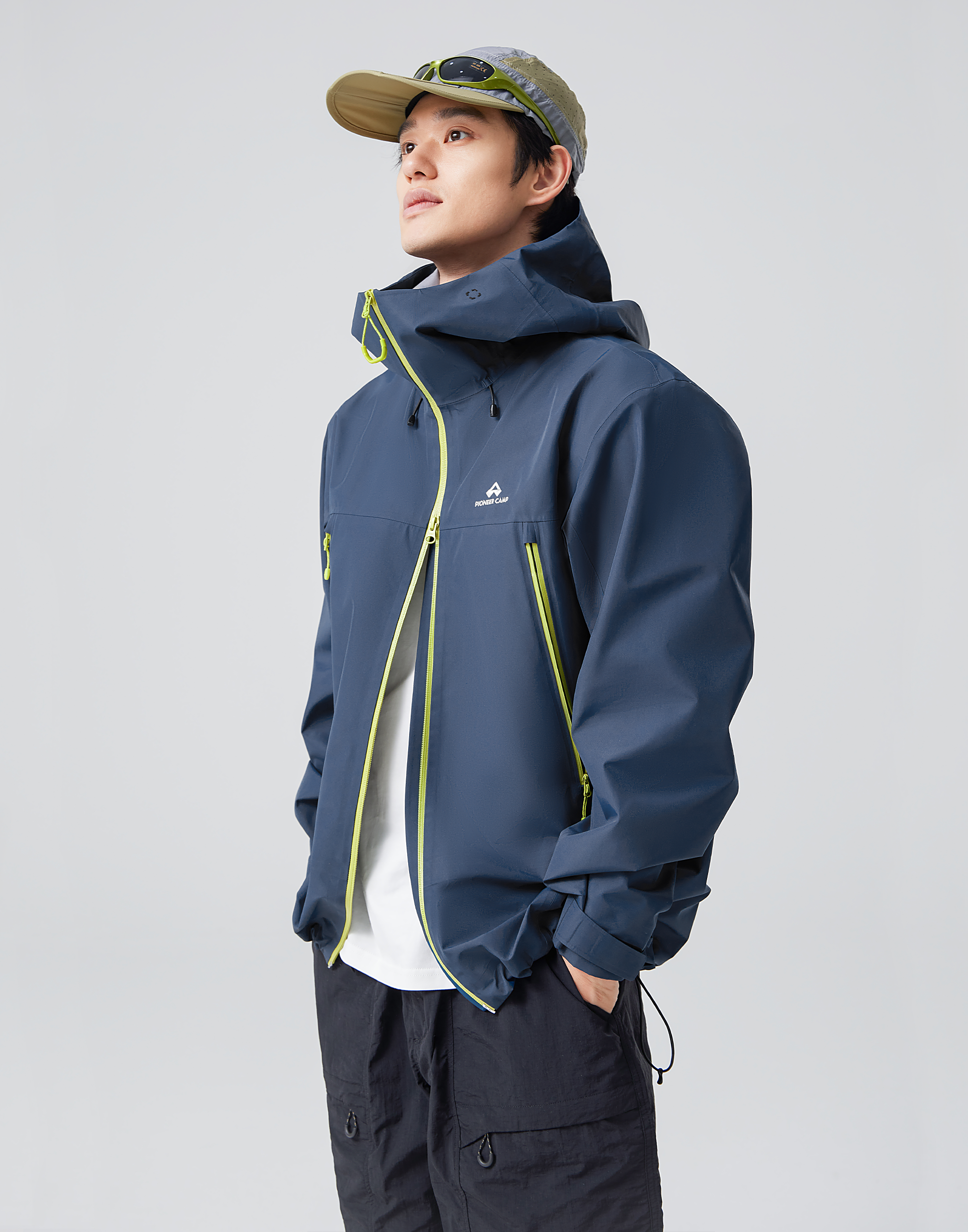 Pioneer Camp Little Eagle 3L Hardshell Jacket