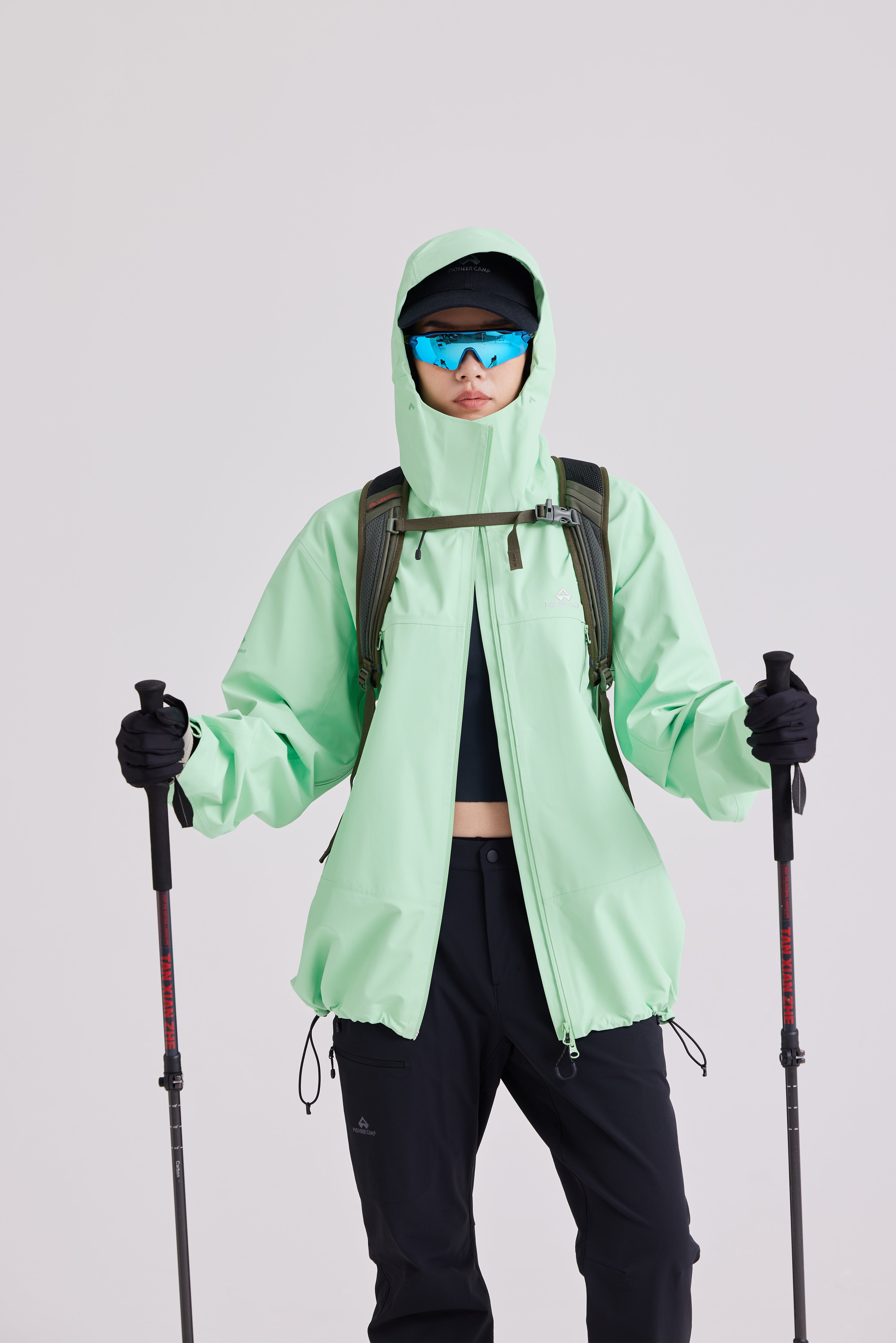 Pioneer Camp Little Eagle 3L Hardshell Jacket