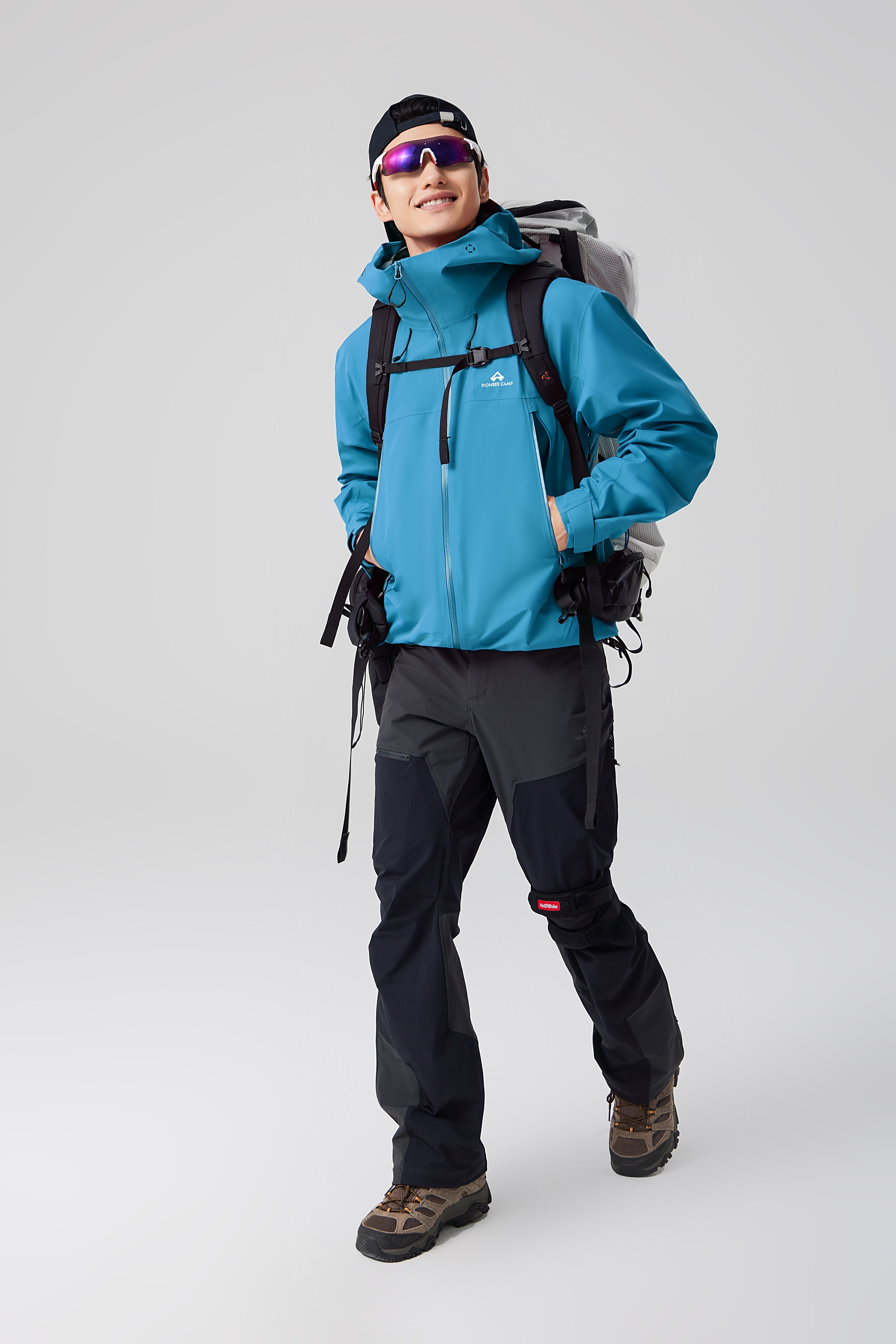 Pioneer Camp Little Eagle 3L Hardshell Jacket