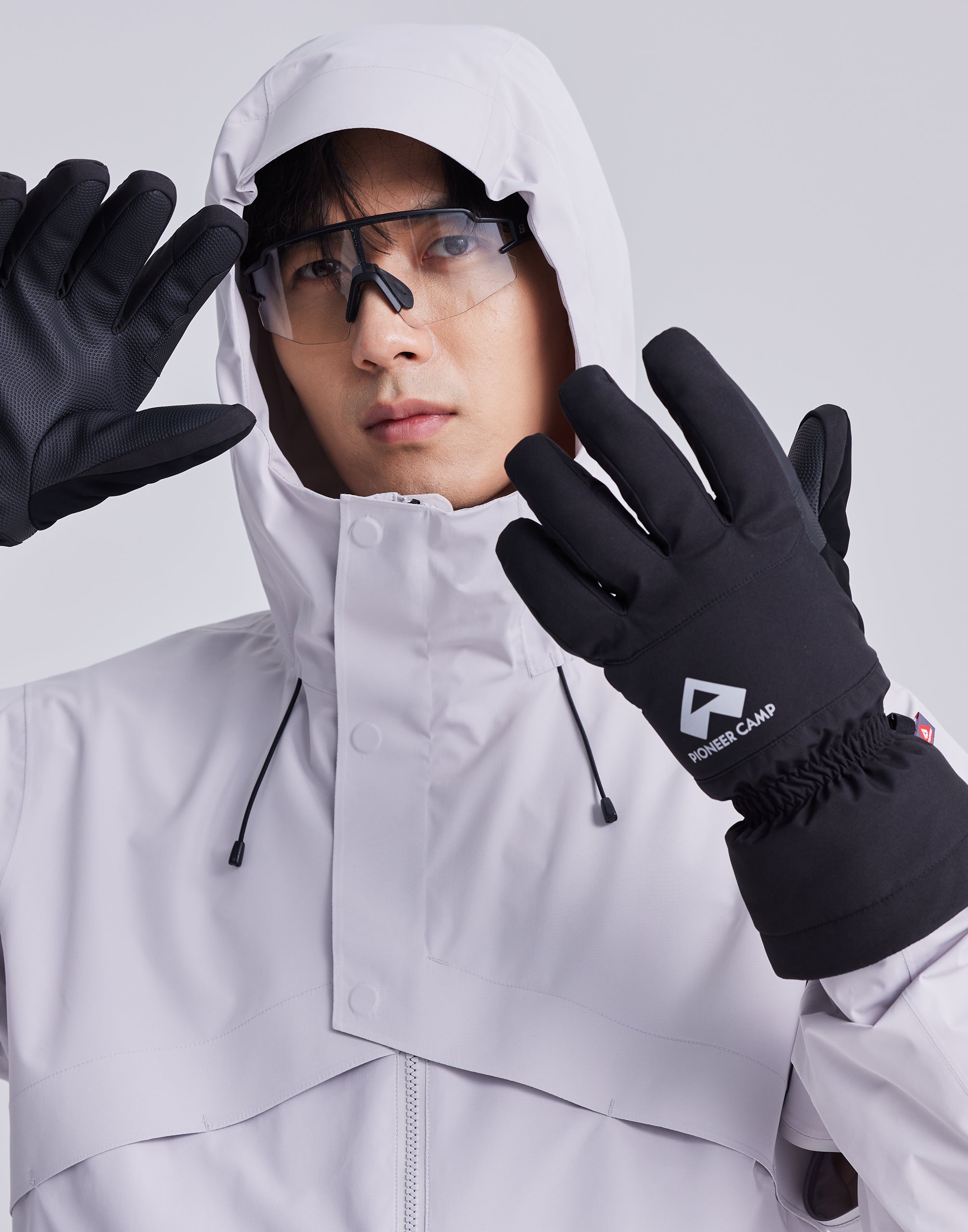 Pioneer Camp Men's Primaloft Gold Waterproof Insulated Gloves