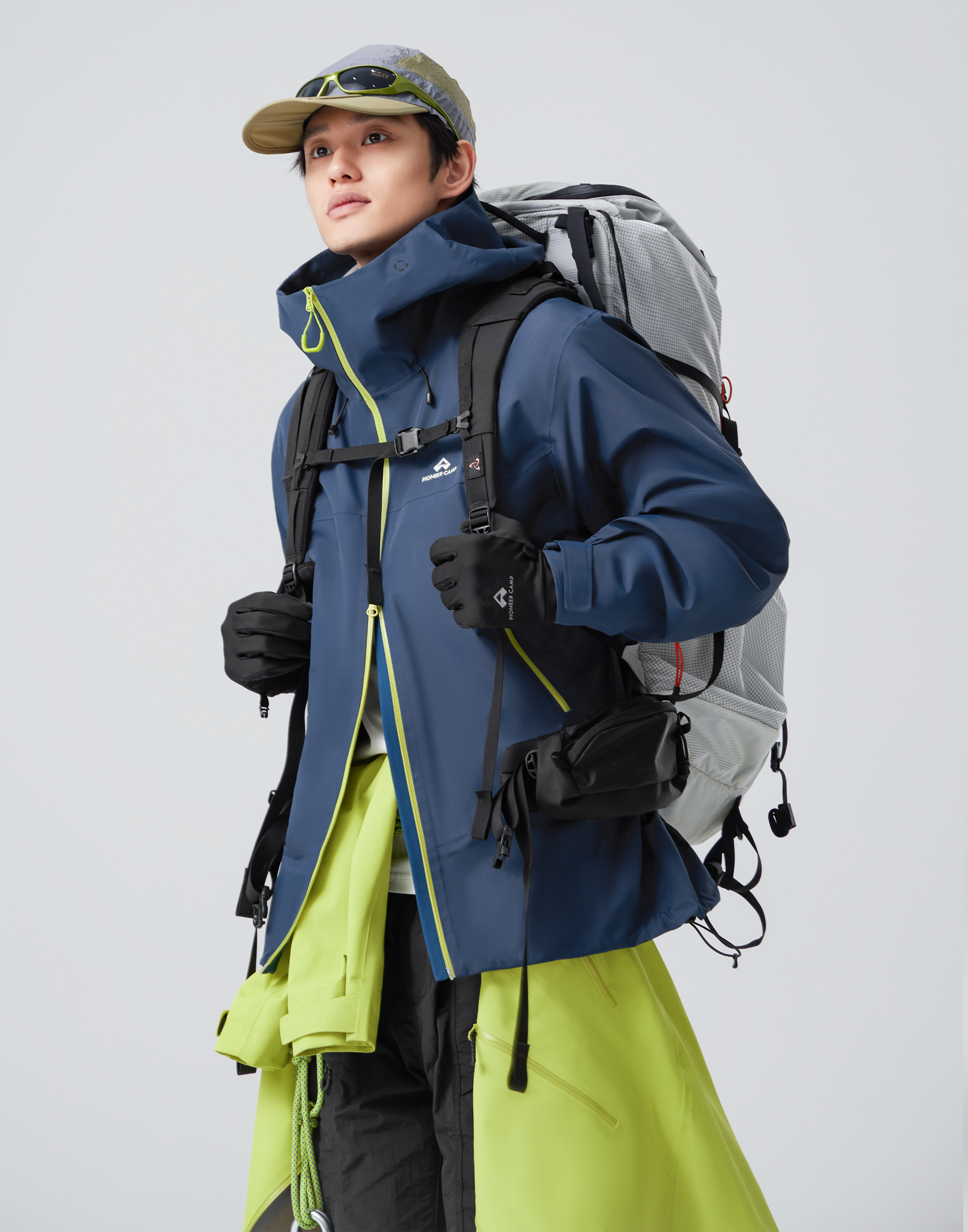 Pioneer Camp Little Eagle 3L Hardshell Jacket