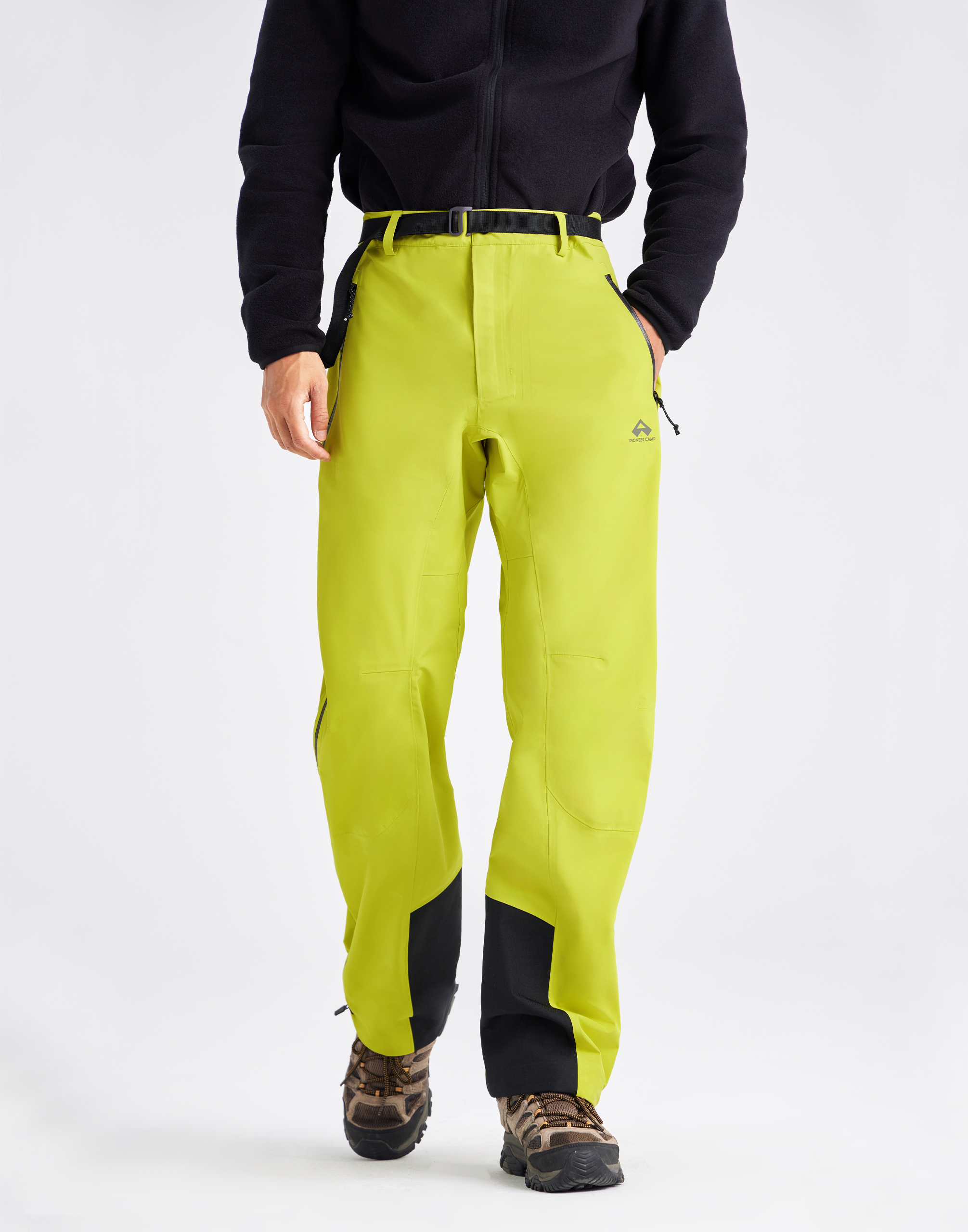 Pioneer Camp Falcon Tech Pants