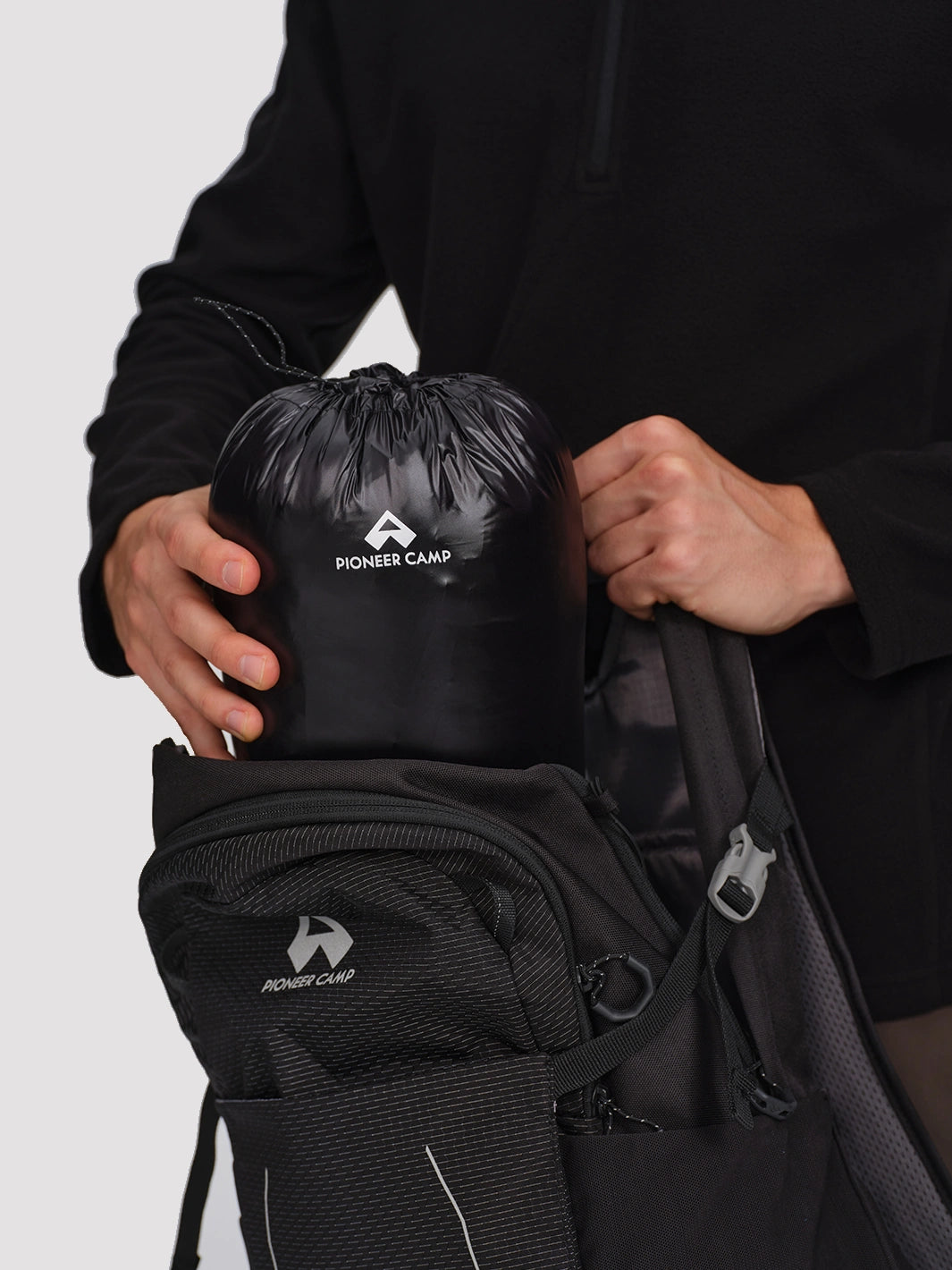 Men's Lightweight Packable Puffer Jacket PIONEER CAMP
