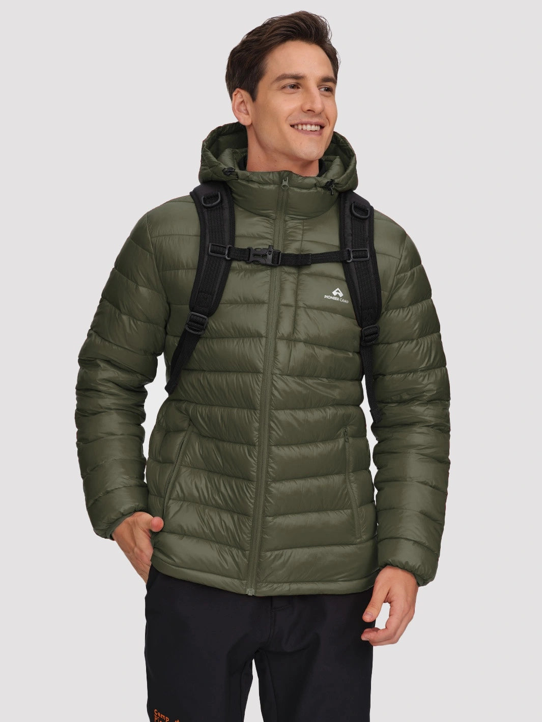 Men's Lightweight Packable Puffer Jacket with Chest Pocket