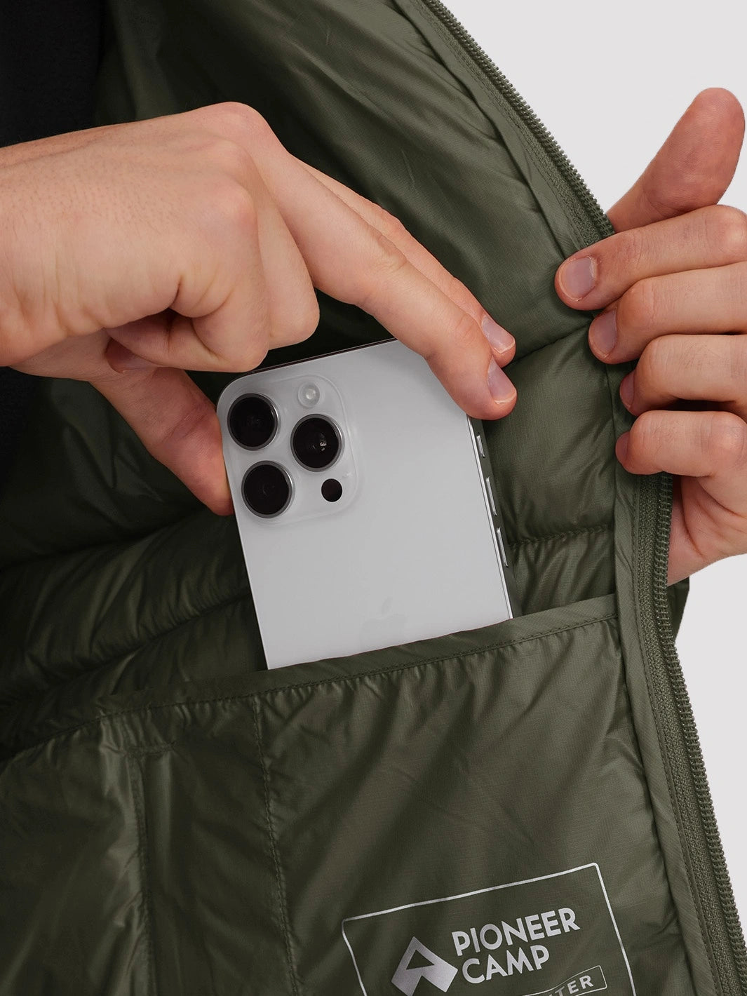 Men's Lightweight Packable Puffer Jacket with Chest Pocket