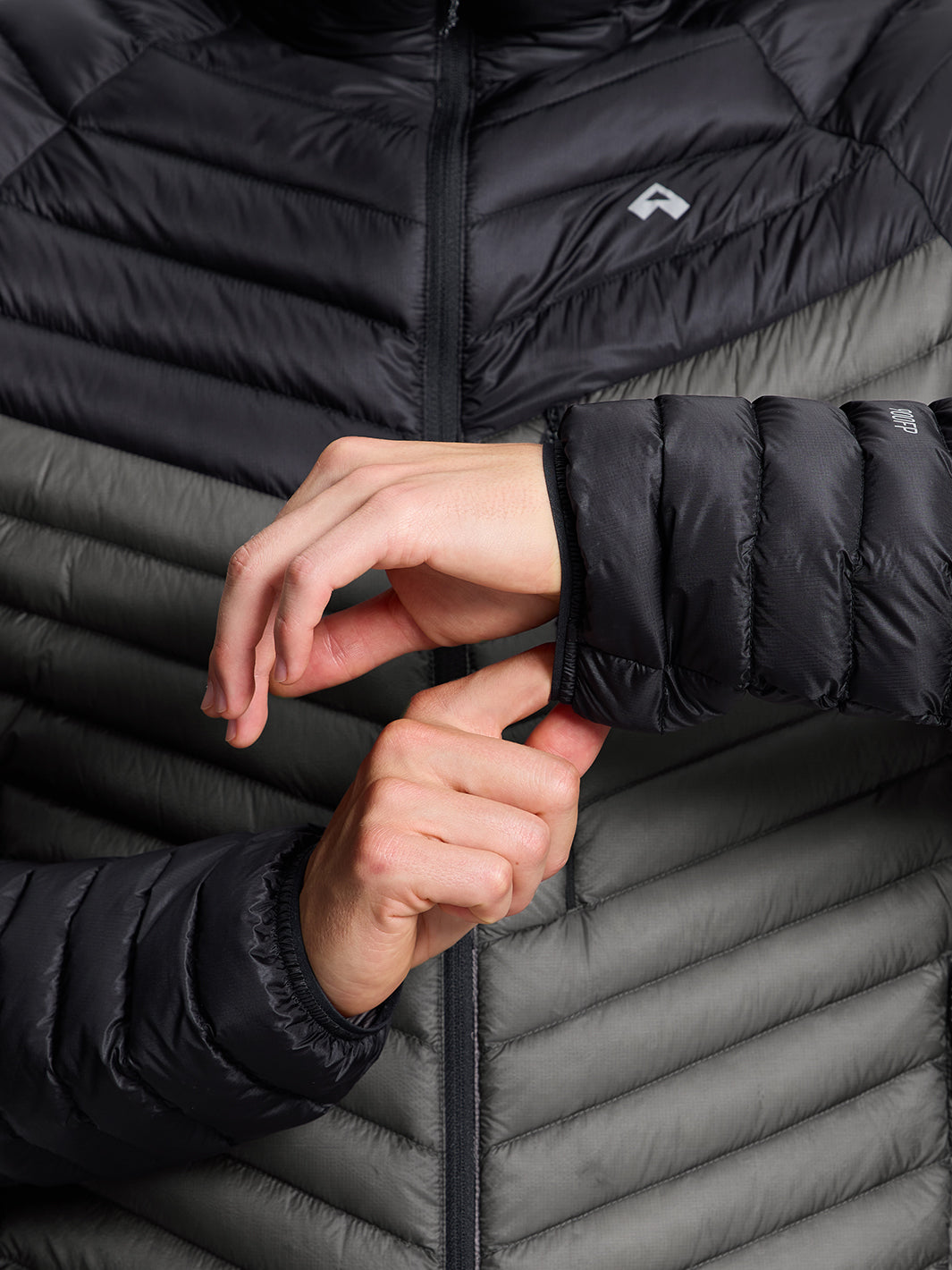 Men's Ultralight 900 Fill Power Water-Repellent Goose Down Jacket PIONEER CAMP