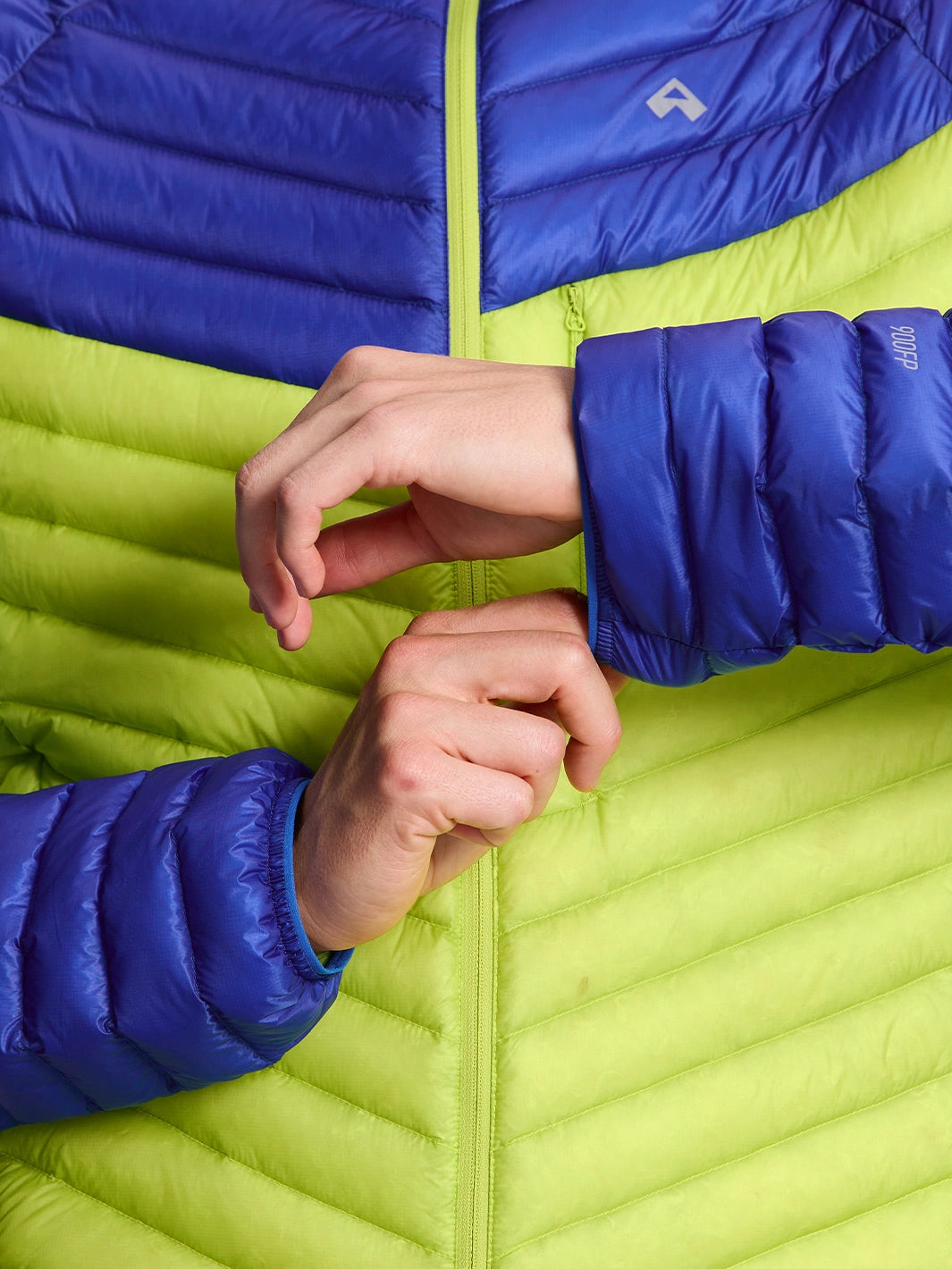 Men's Ultralight 900 Fill Power Water-Repellent Goose Down Hooded Jacket PIONEER CAMP