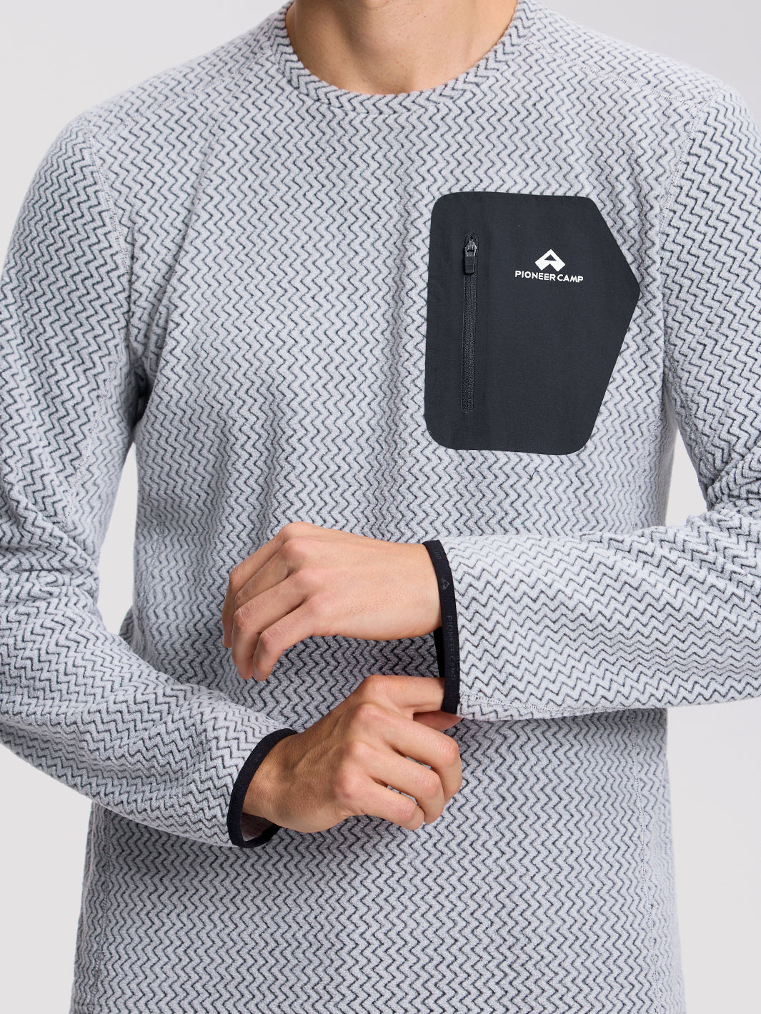 Men's Moisture-Wicking Wave Fleece Crewneck PIONEER CAMP