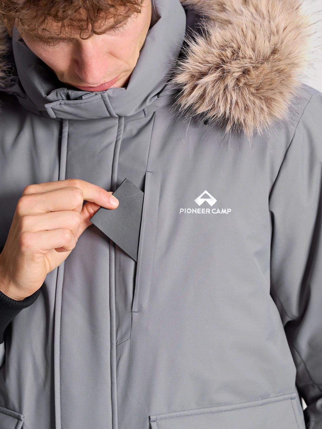 Men's Water-Resistant 700 Fill Power Down Parka PIONEER CAMP