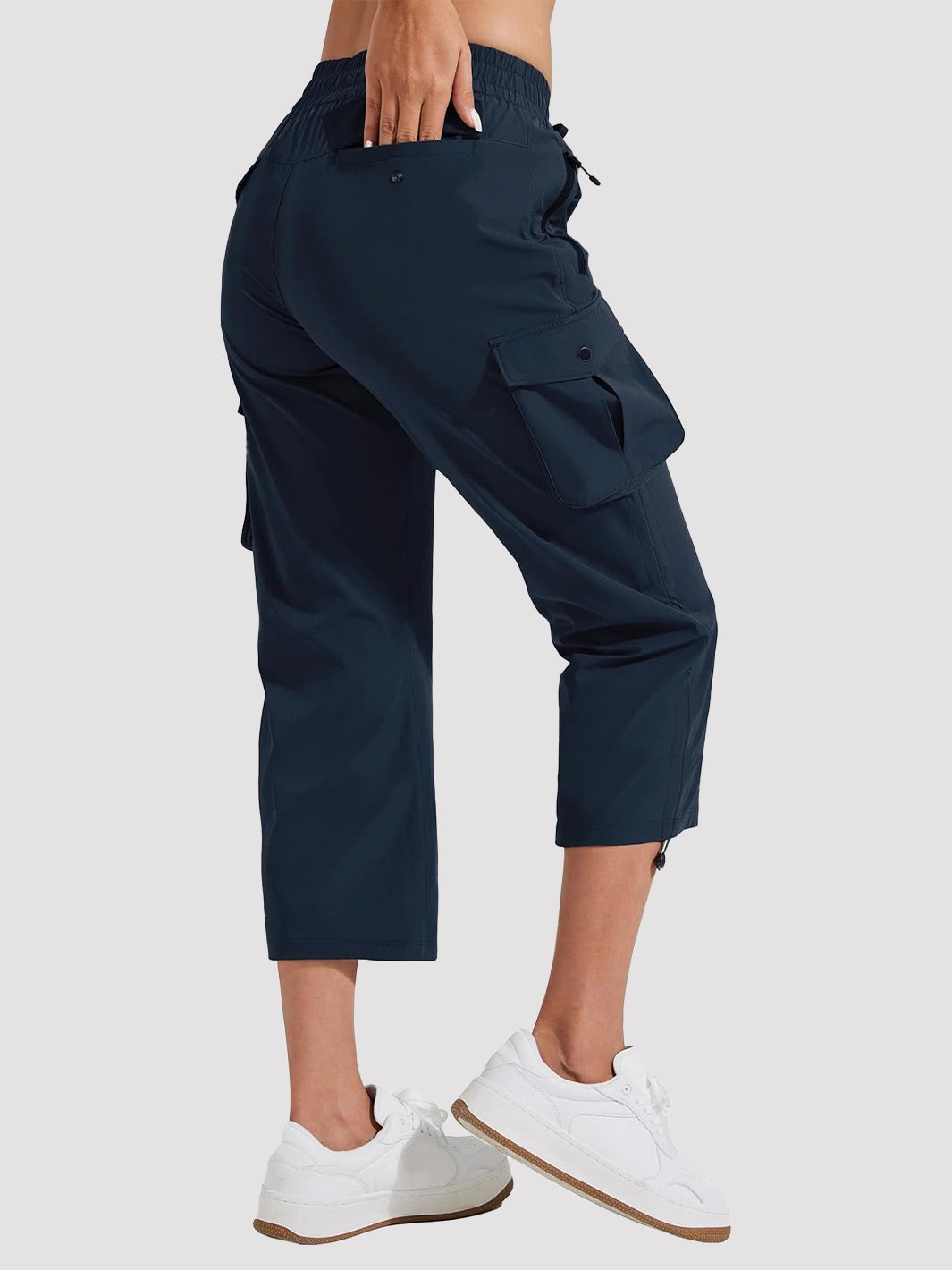 Women's Lightweight Quick-Dry Cargo Capri Pants