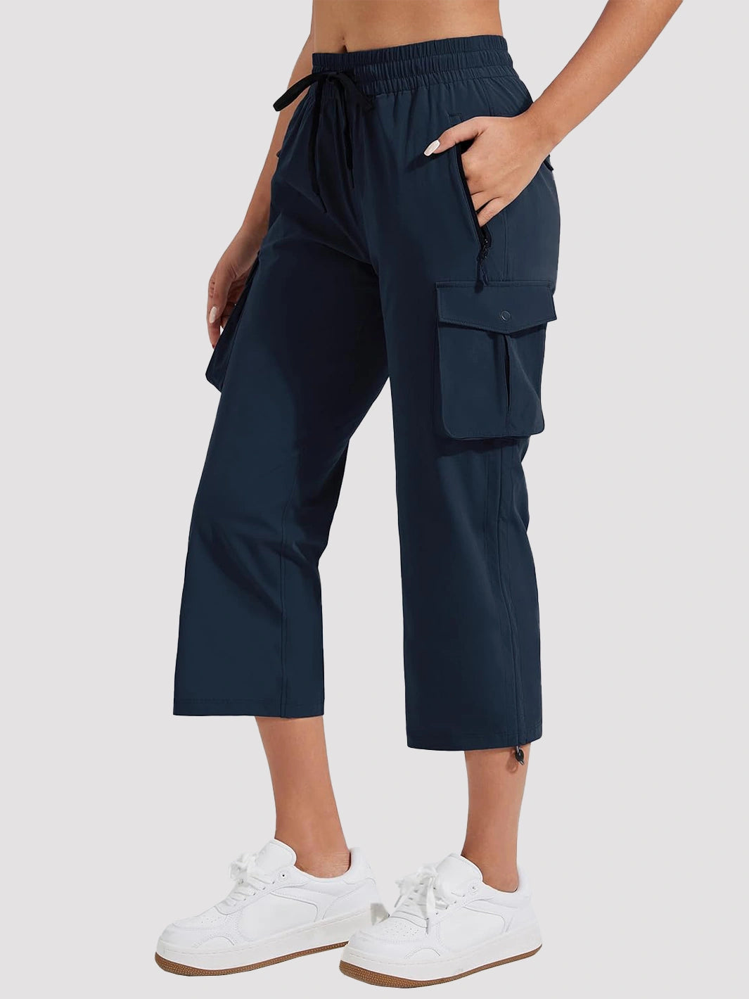 Women's Lightweight Quick-Dry Cargo Capri Pants