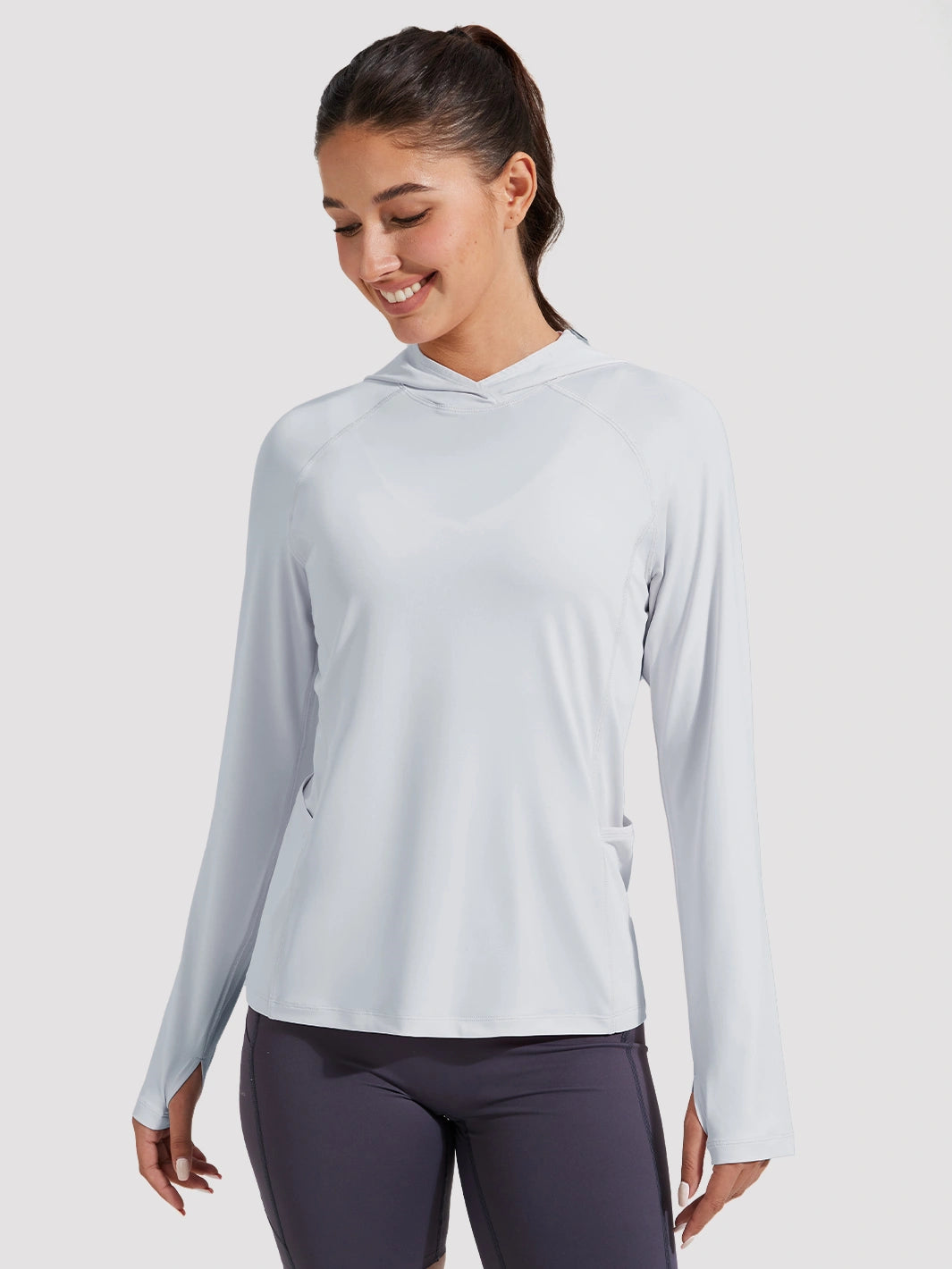 Damen UPF 50+ Sonnenschutz-Hoodie mit Pferdeschwanzöffnung