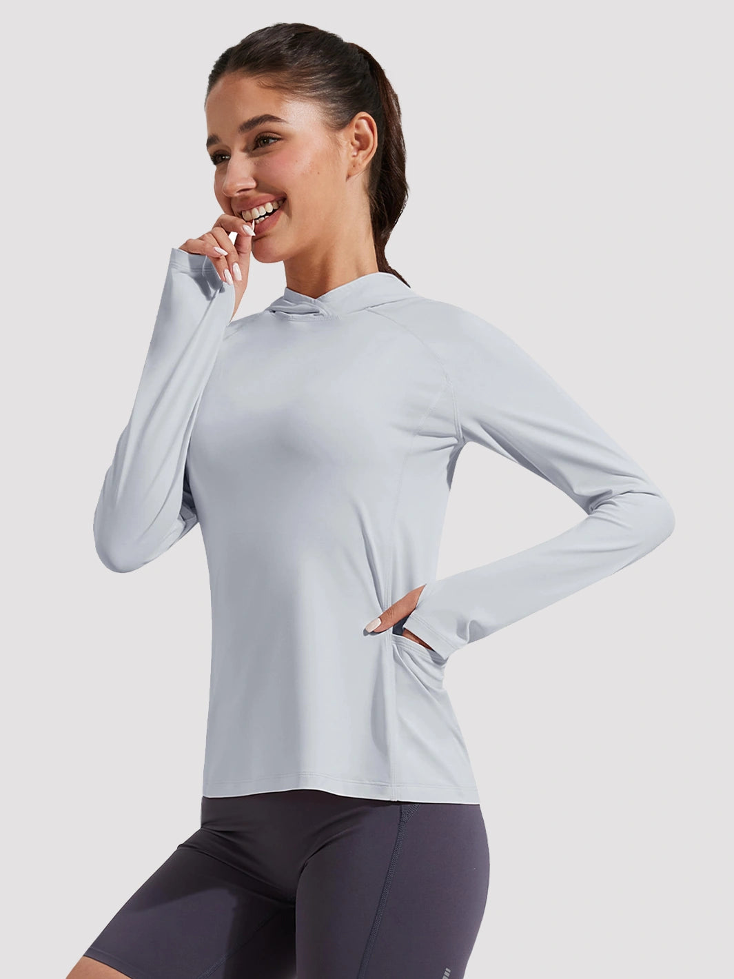 Damen UPF 50+ Sonnenschutz-Hoodie mit Pferdeschwanzöffnung