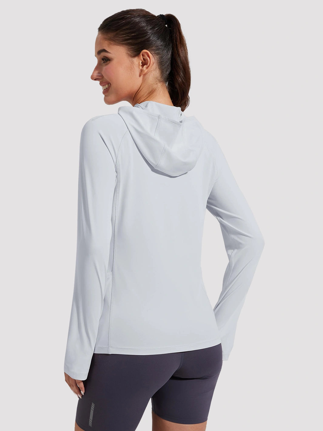 Damen UPF 50+ Sonnenschutz-Hoodie mit Pferdeschwanzöffnung