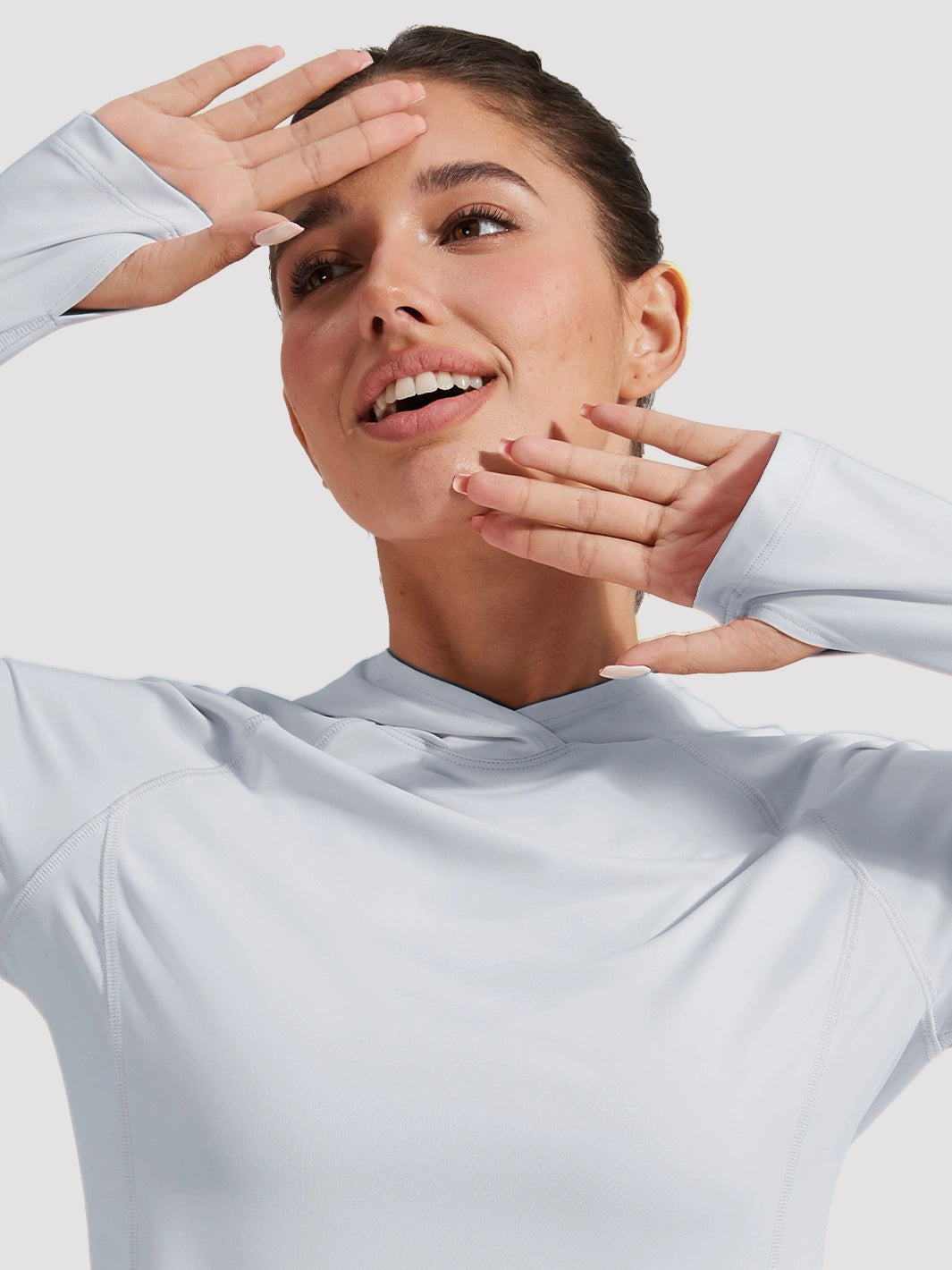 Damen UPF 50+ Sonnenschutz-Hoodie mit Pferdeschwanzöffnung