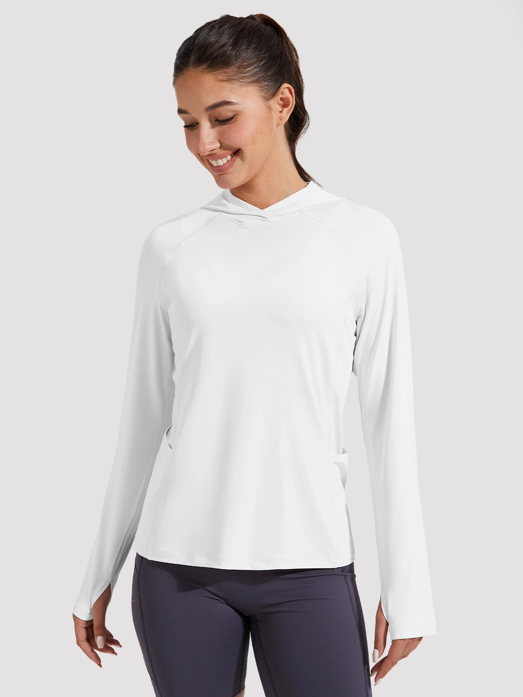 Damen UPF 50+ Sonnenschutz-Hoodie mit Pferdeschwanzöffnung