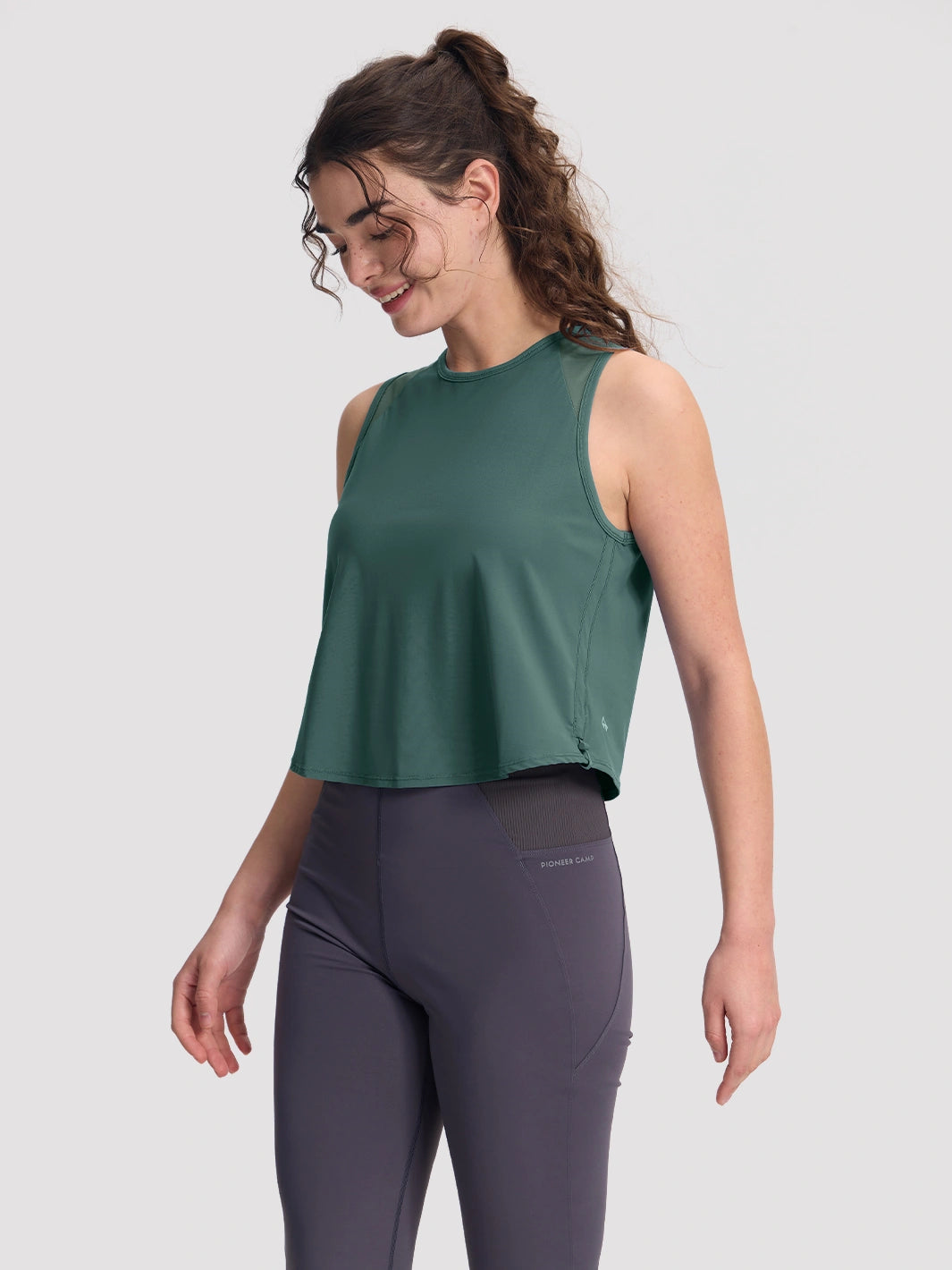 Verstellbares bauchfreies Sport-Tanktop für Damen