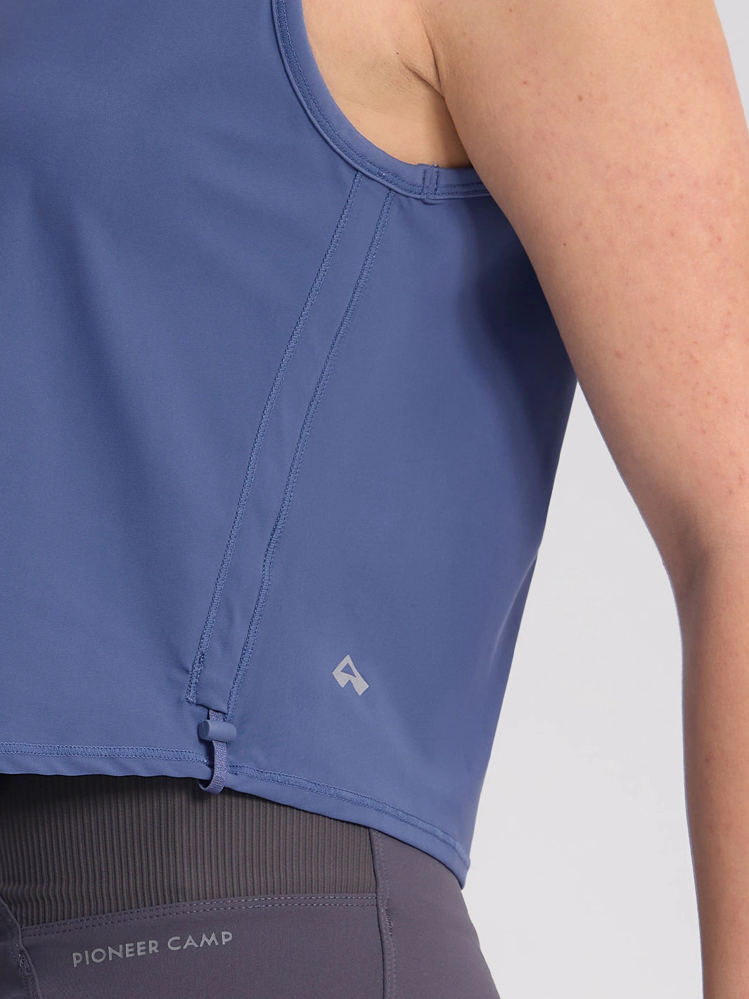 Verstellbares bauchfreies Sport-Tanktop für Damen