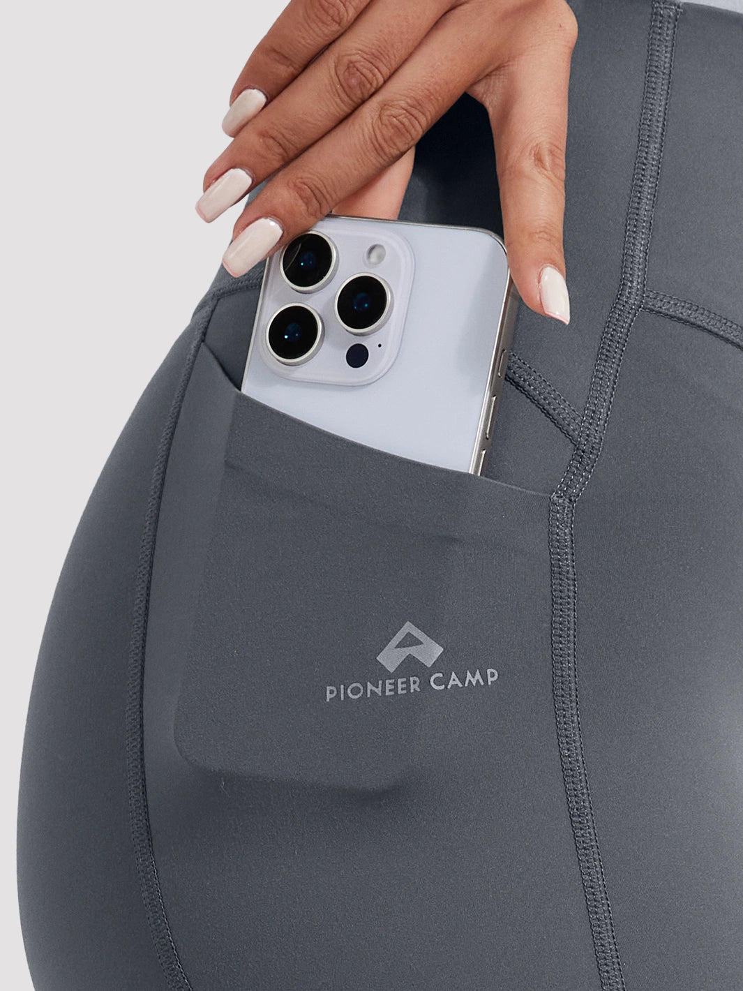 Women's High-Waist No-Ride-Up Yoga Shorts with Pockets