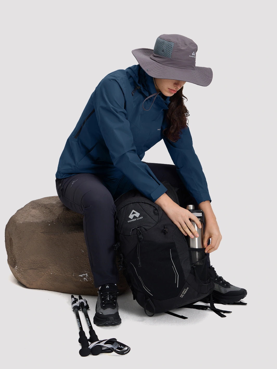 Women's Waterproof Packable Rain Jacket PIONEER CAMP