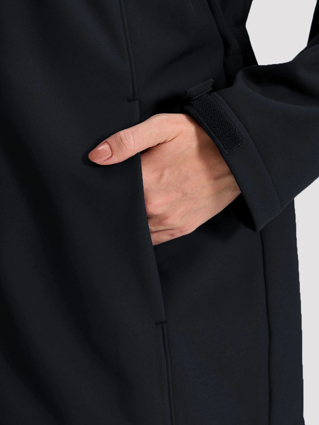 Women's Fleece-Lined Softshell Jacket with Removable Hood