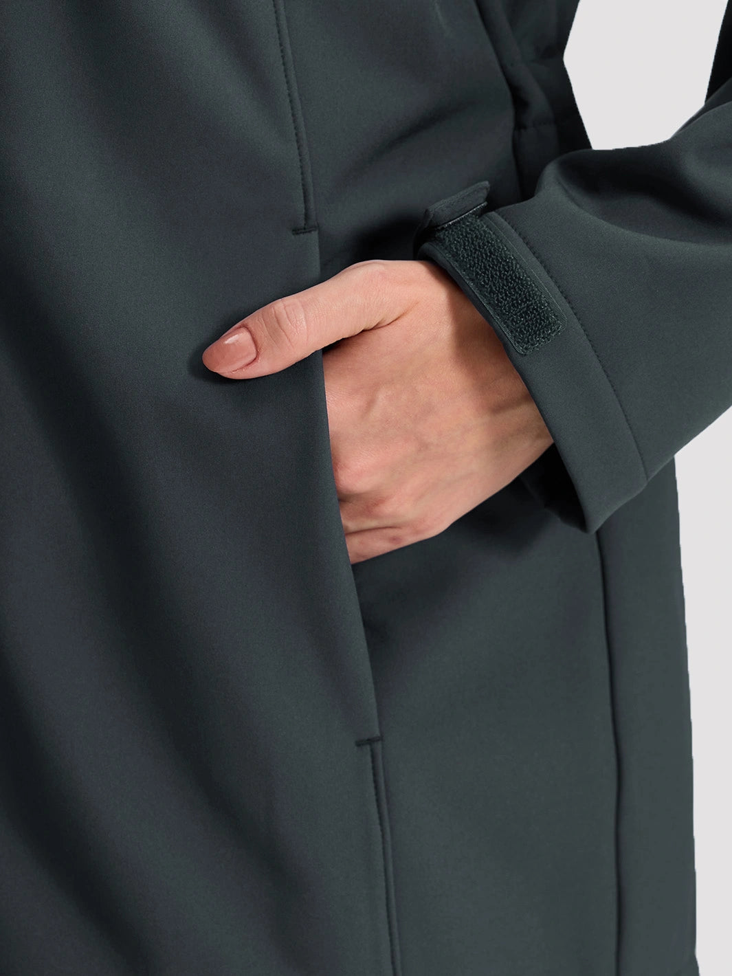 Women's Fleece-Lined Softshell Jacket with Removable Hood