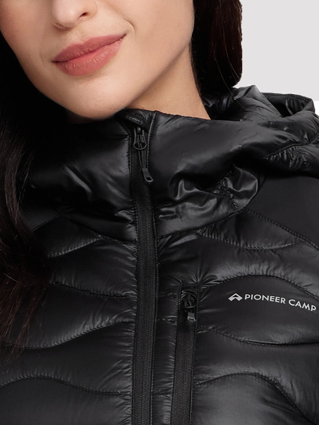 Women's Lightweight Hybrid Running Jacket with Stretch Panels
