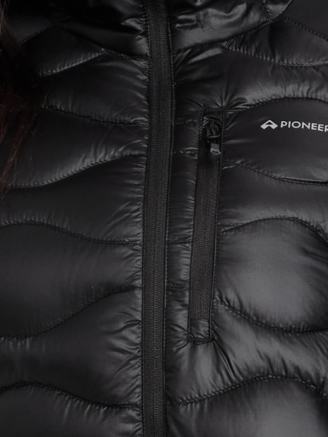 Women's Lightweight Hybrid Running Jacket with Stretch Panels