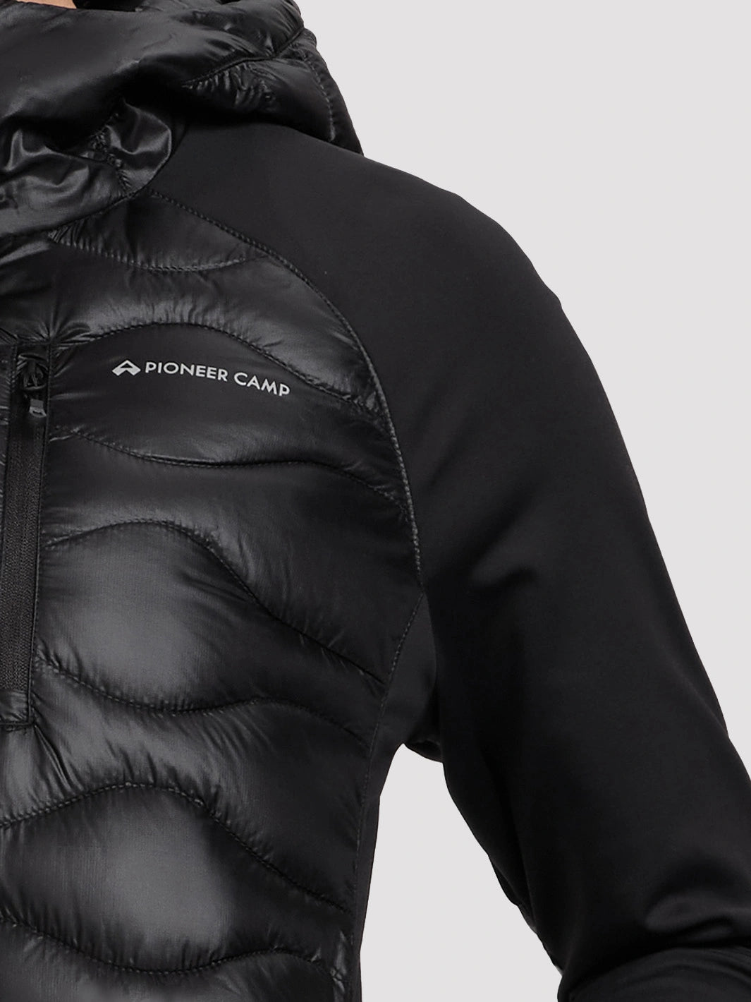 Women's Lightweight Hybrid Running Jacket with Stretch Panels