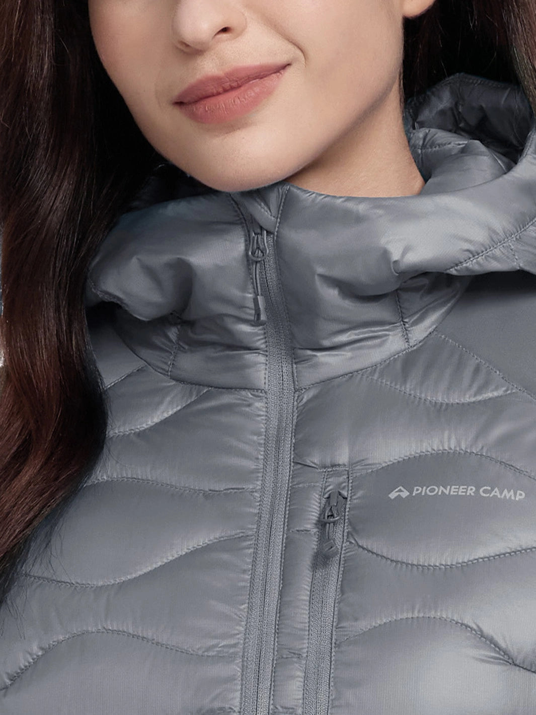 Women's Lightweight Hybrid Running Jacket with Stretch Panels
