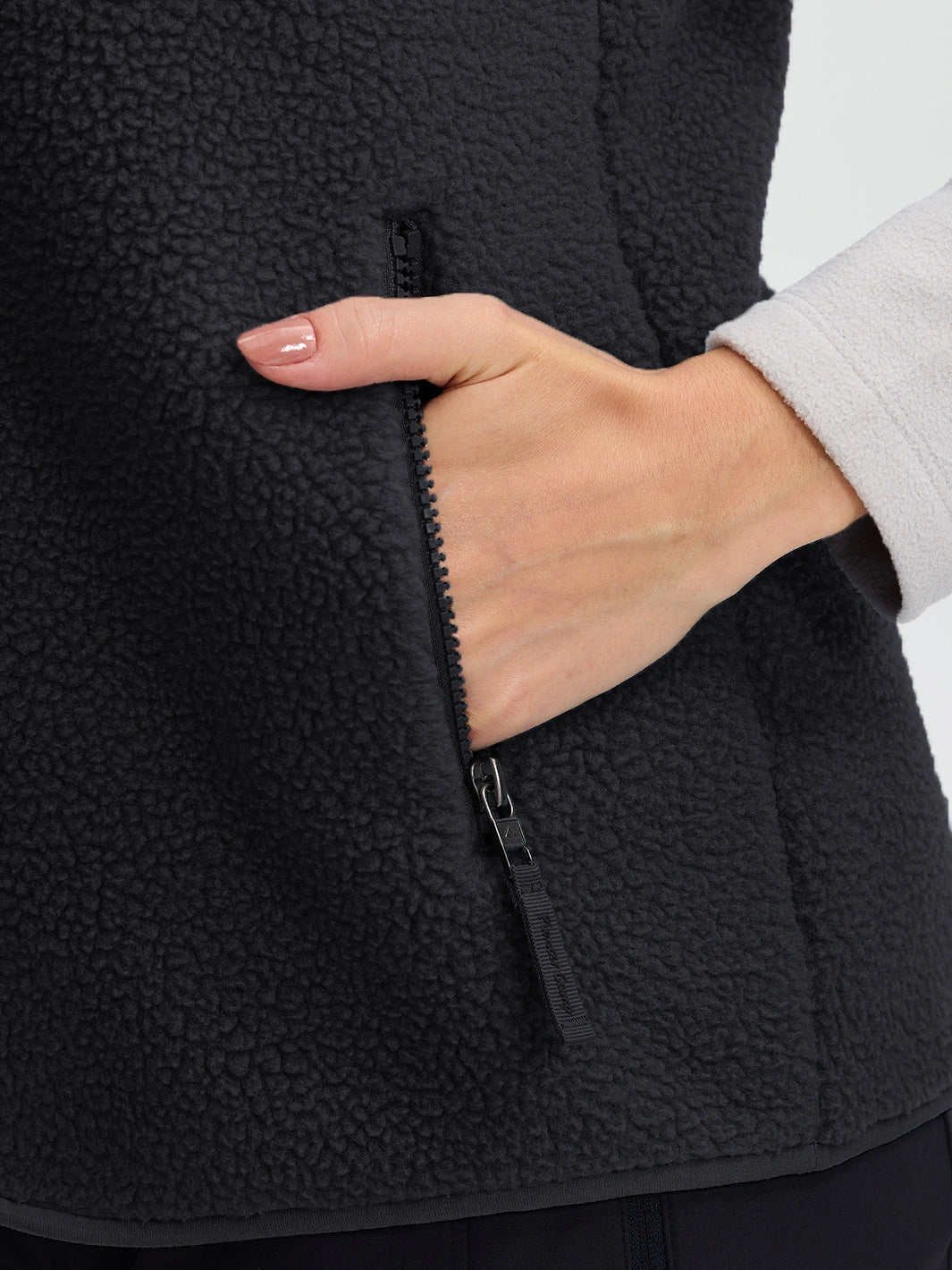 Women's 380G Sherpa Fleece Vest with 3 Zippered Pockets PIONEER CAMP