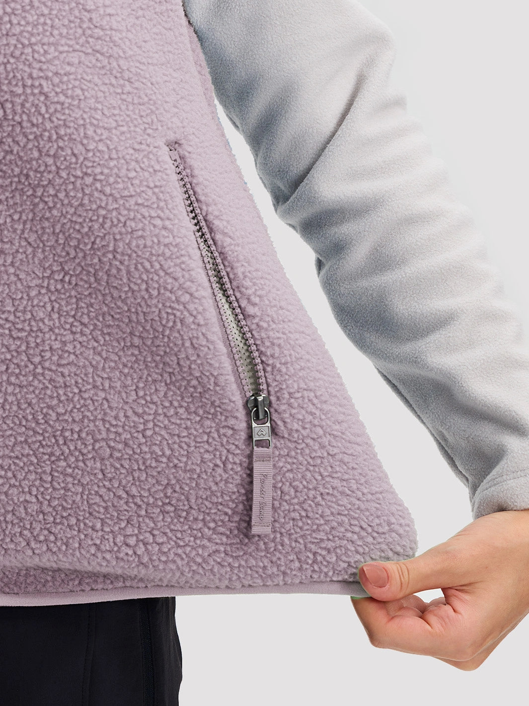 Women's 380G Sherpa Fleece Vest with 3 Zippered Pockets