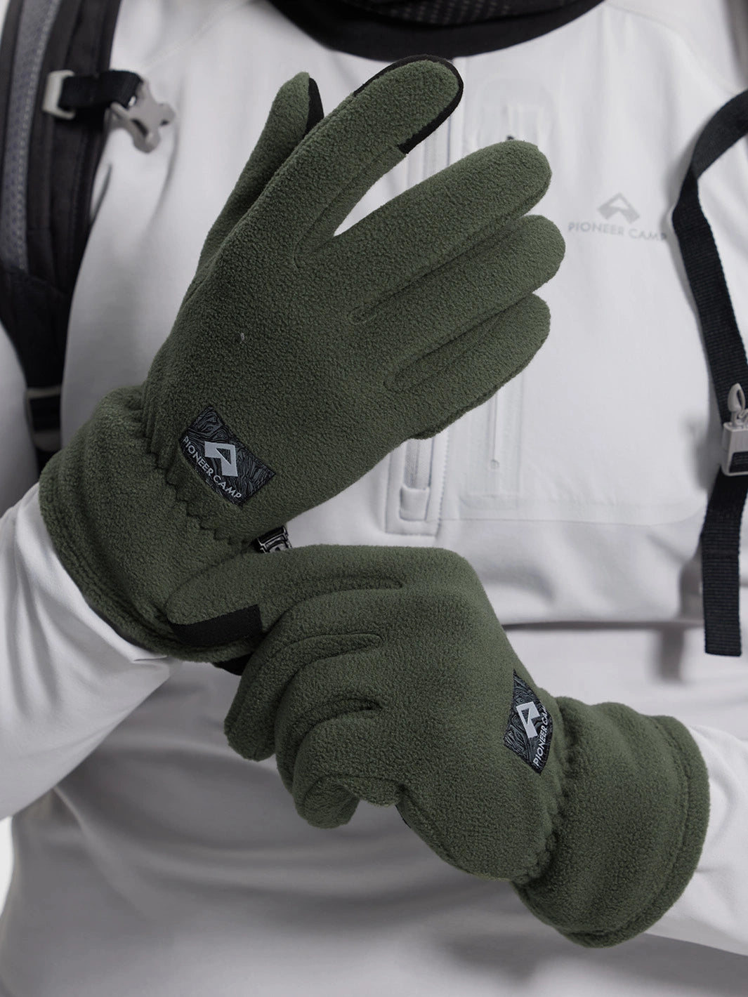 Primaloft® Gold Waterproof Ski Gloves