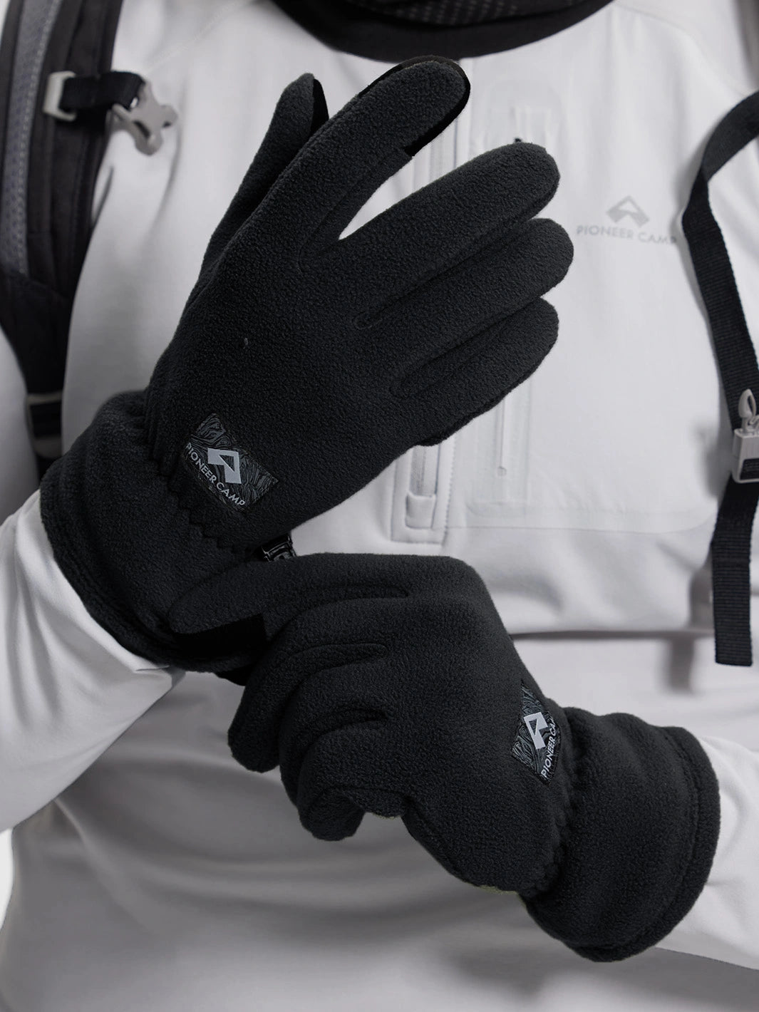 Primaloft® Gold Waterproof Ski Gloves