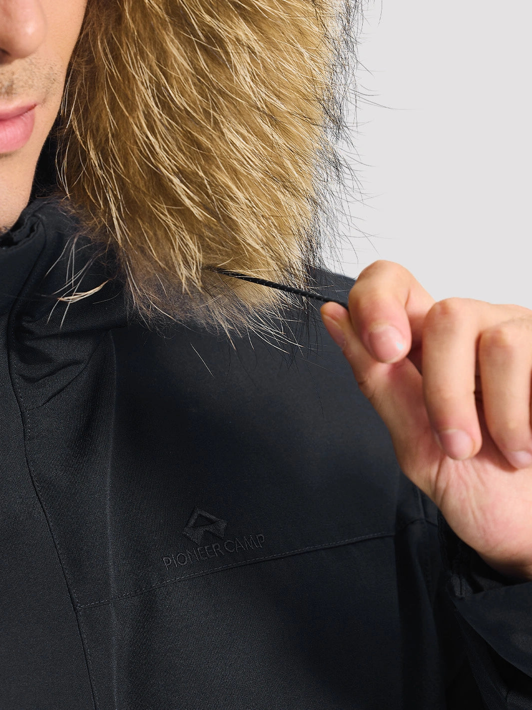Men's 650FP Removable Hood Down Parka with Backpack Straps