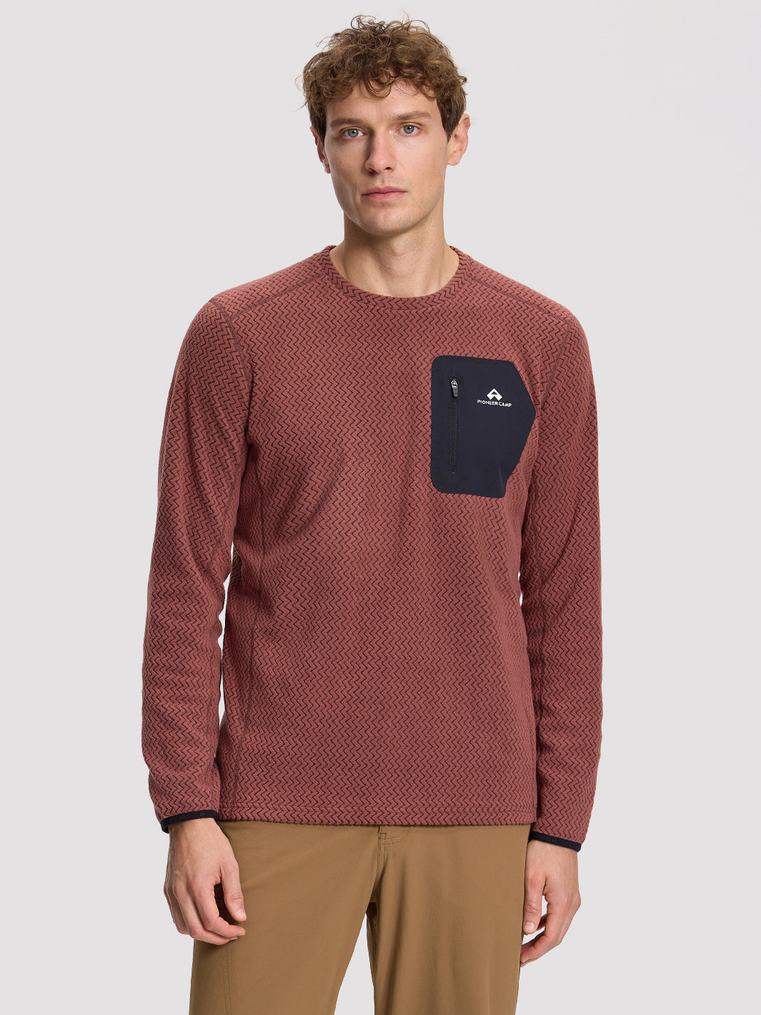 Men's Moisture-Wicking Wave Fleece Crewneck PIONEER CAMP