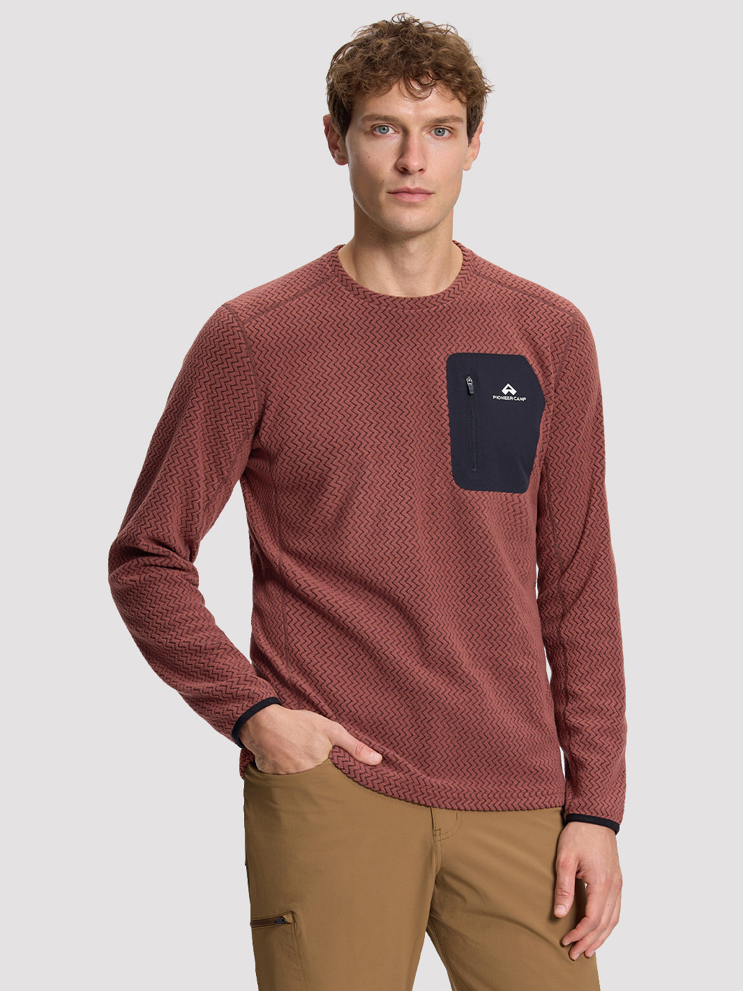 Men's Moisture-Wicking Wave Fleece Crewneck PIONEER CAMP