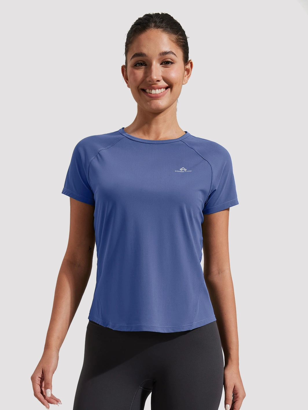 Top da allenamento da donna traspirante con schiena in mesh