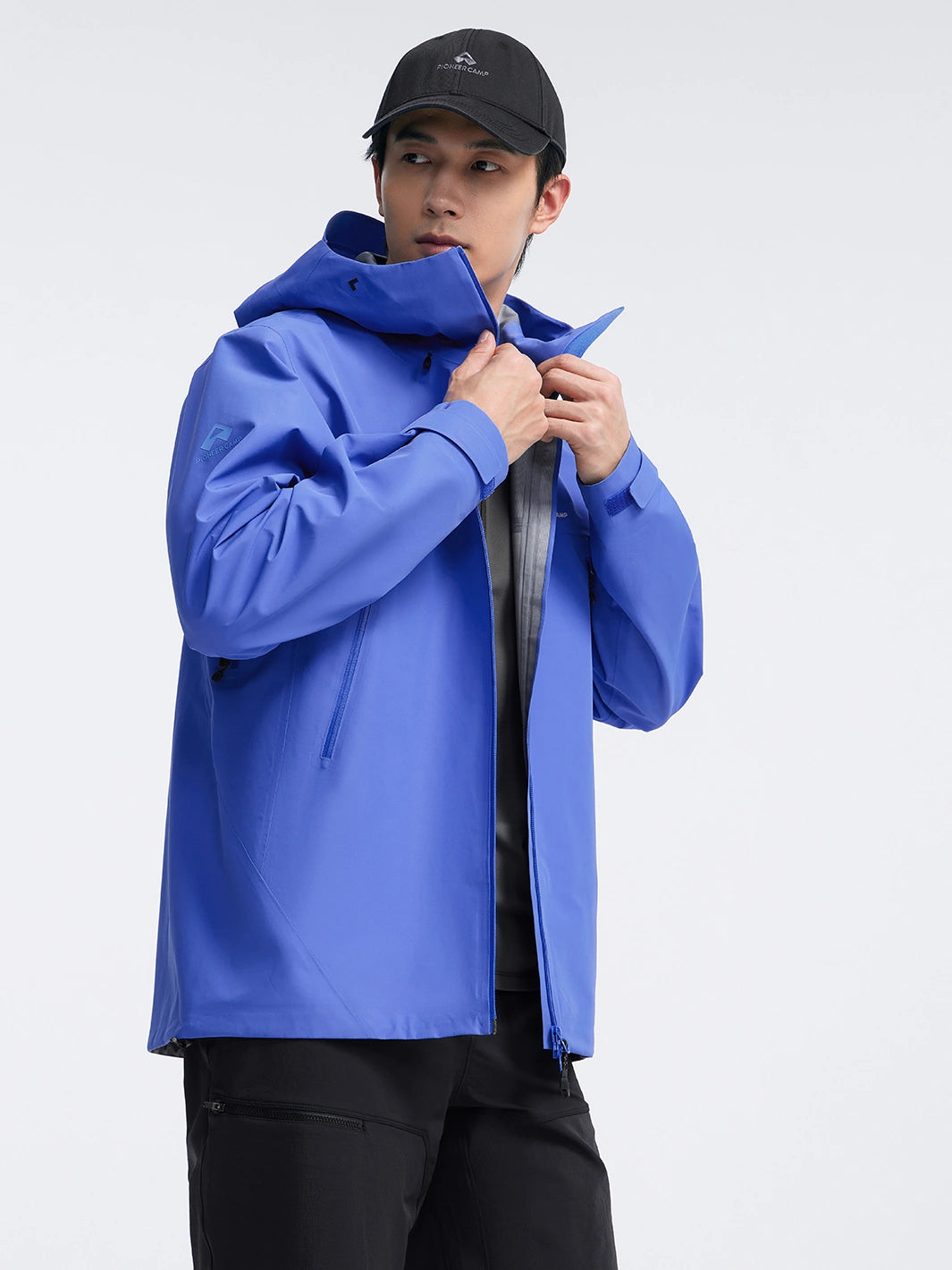 Lu Han's Pick - Unisex Toray 3L Waterproof Hardshell Jacket PIONEER CAMP