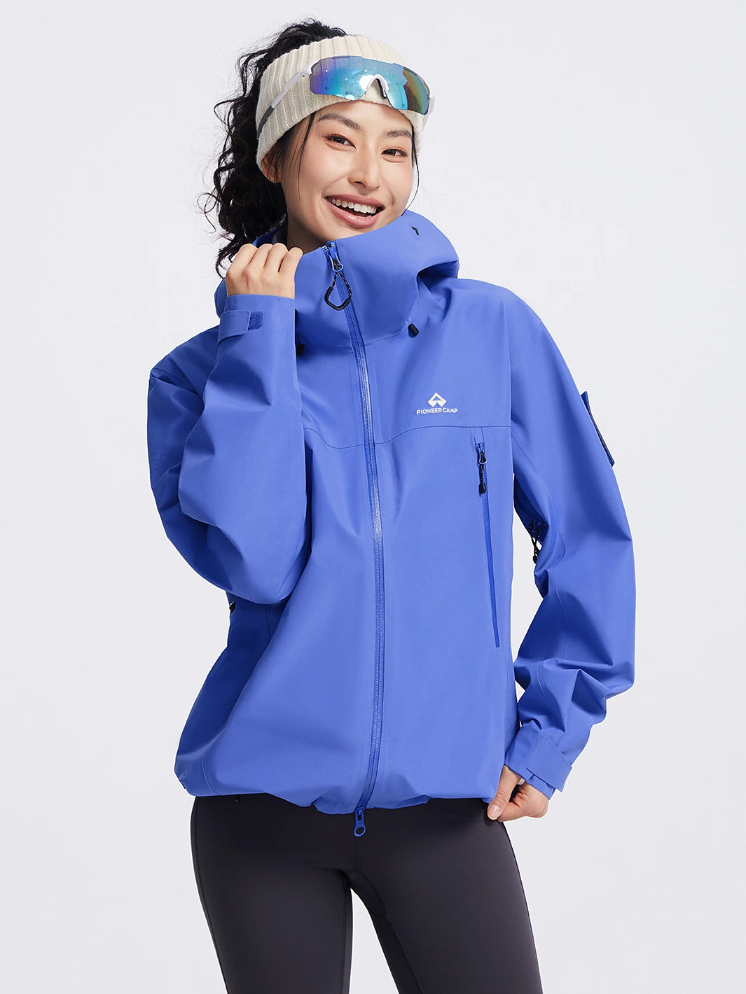 Lu Han's Pick - Unisex Toray 3L Waterproof Hardshell Jacket PIONEER CAMP