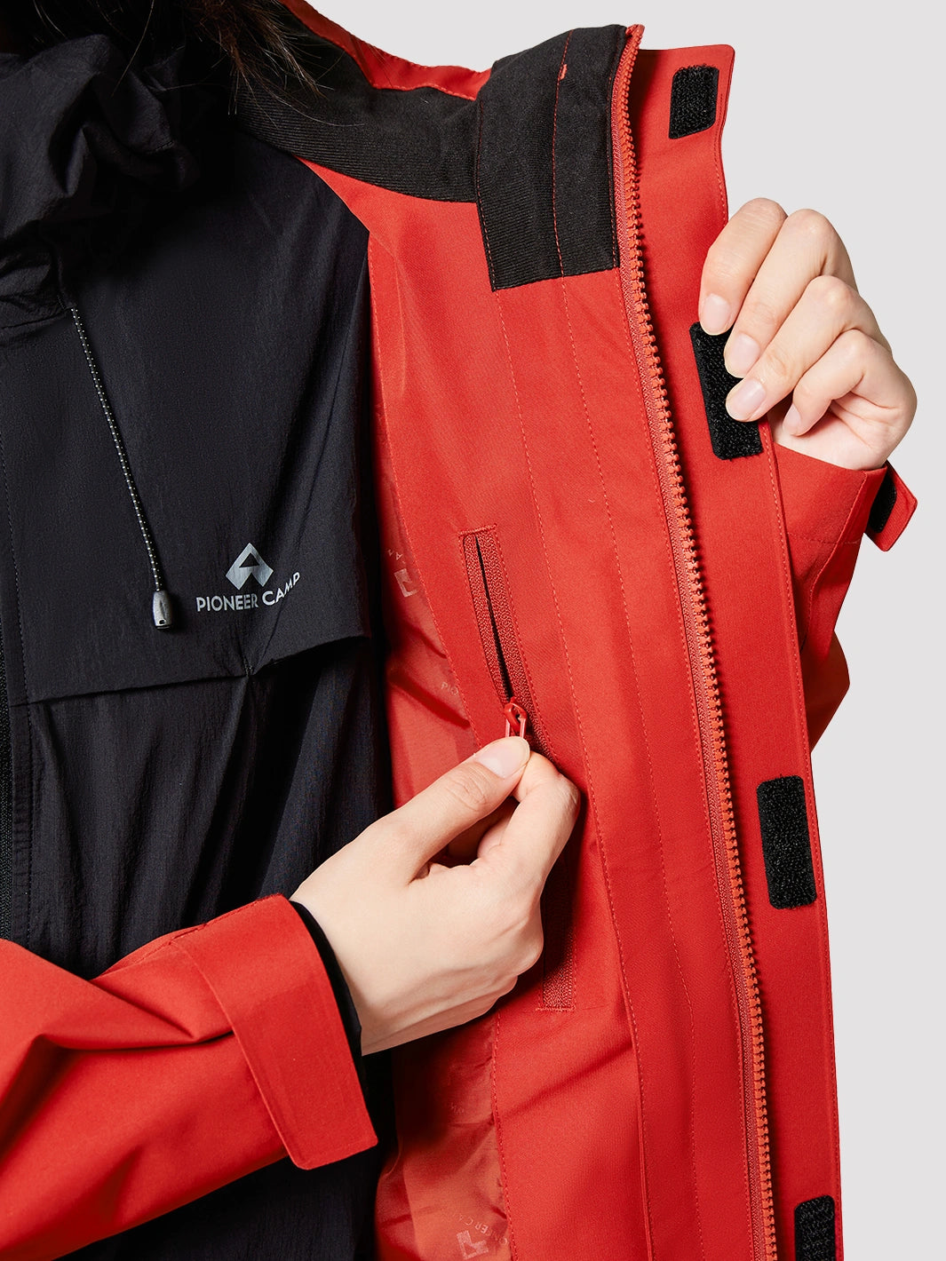 Women's 15000mm Waterproof Hardshell Jacket PIONEER CAMP