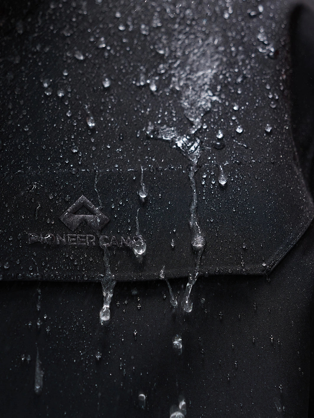 Lu Han's Pick - NOVA Unisex Toray 2L Waterproof Hardshell Jacket PIONEER CAMP