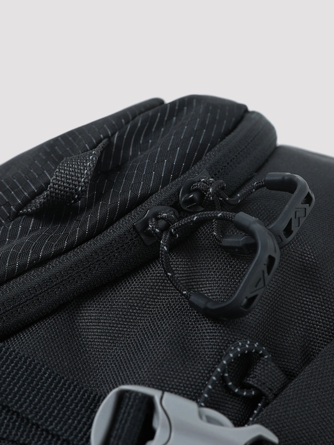 22L Cordura® Hiking Backpack PIONEER CAMP