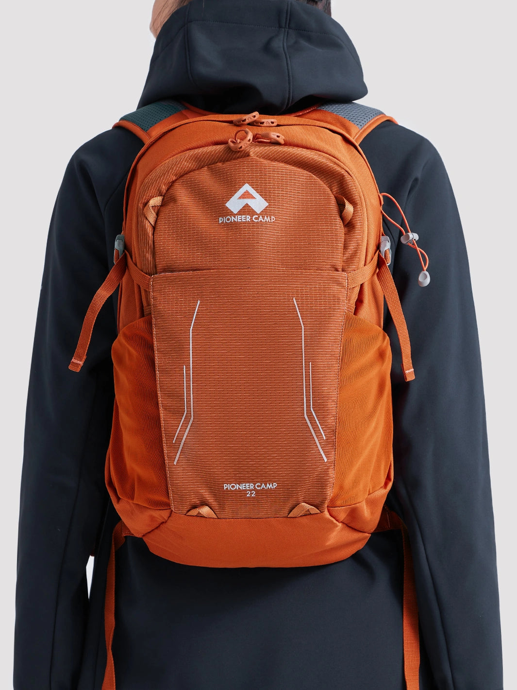 22L Cordura® Hiking Backpack PIONEER CAMP