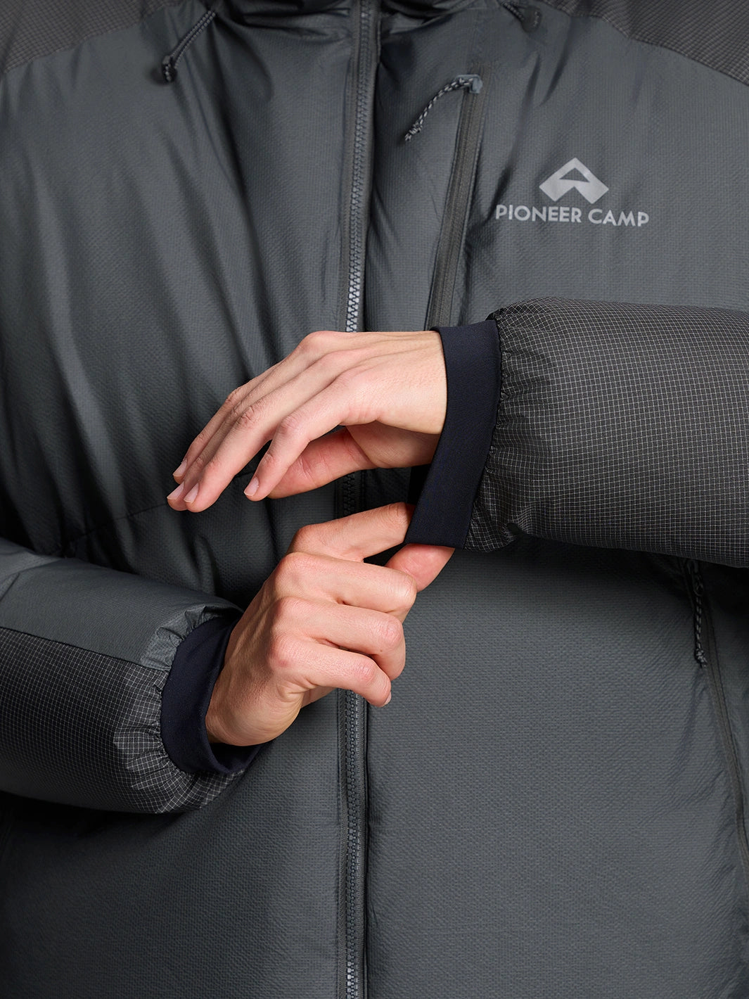 Men's 850-Fill Water-Repellent Down Expedition Jacket PIONEER CAMP