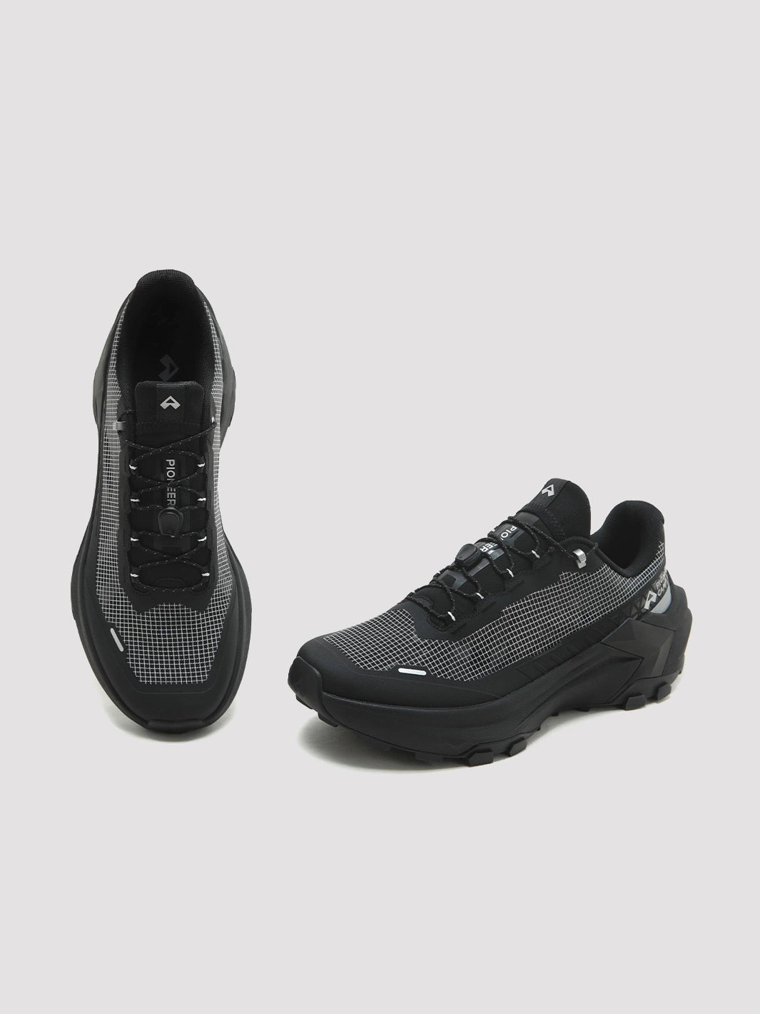 Antyra Trail Running Shoes